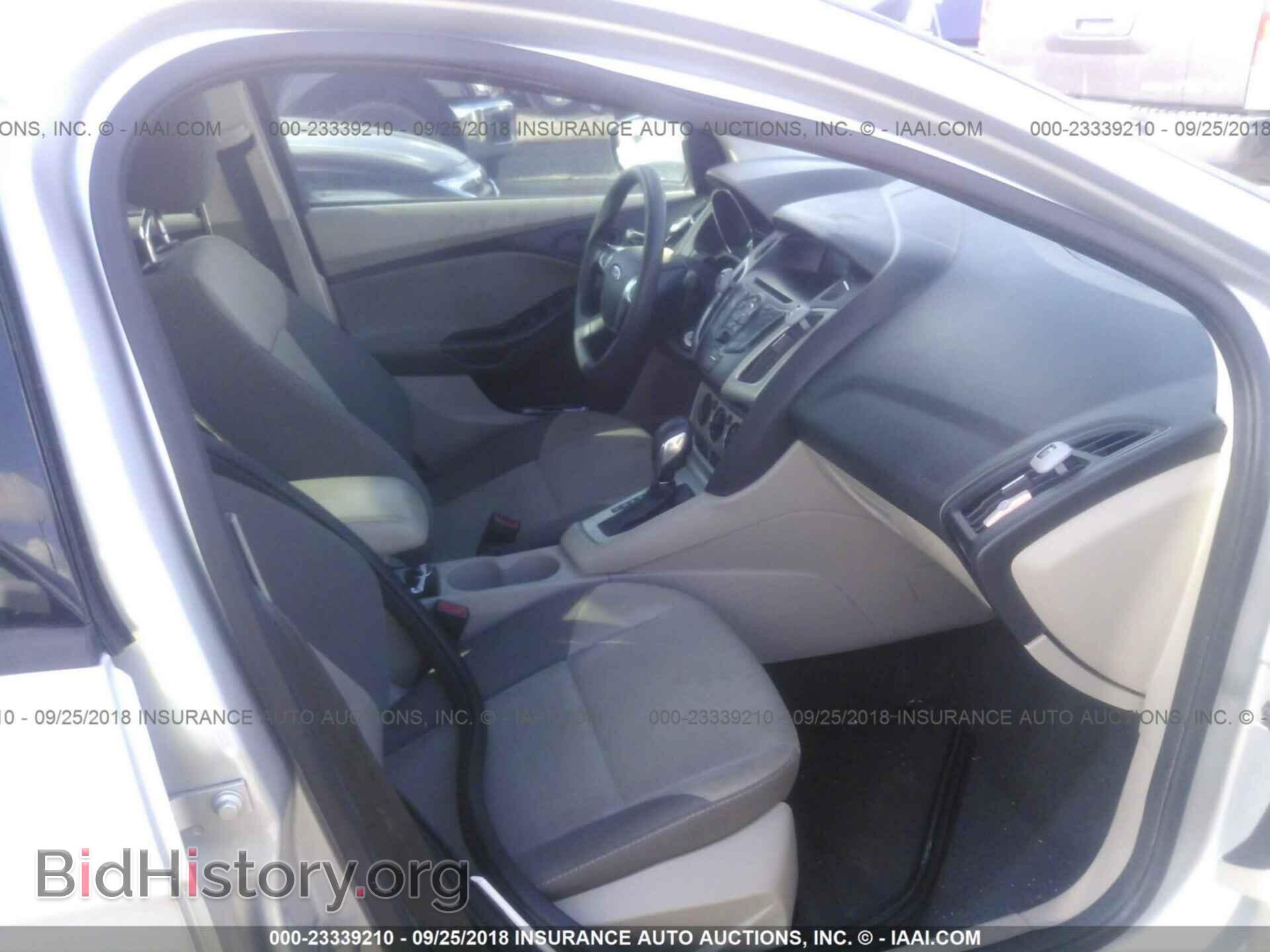 2012 Ford Focus - VIN: 1FAHP3F2XCL294508 - Фото 5
