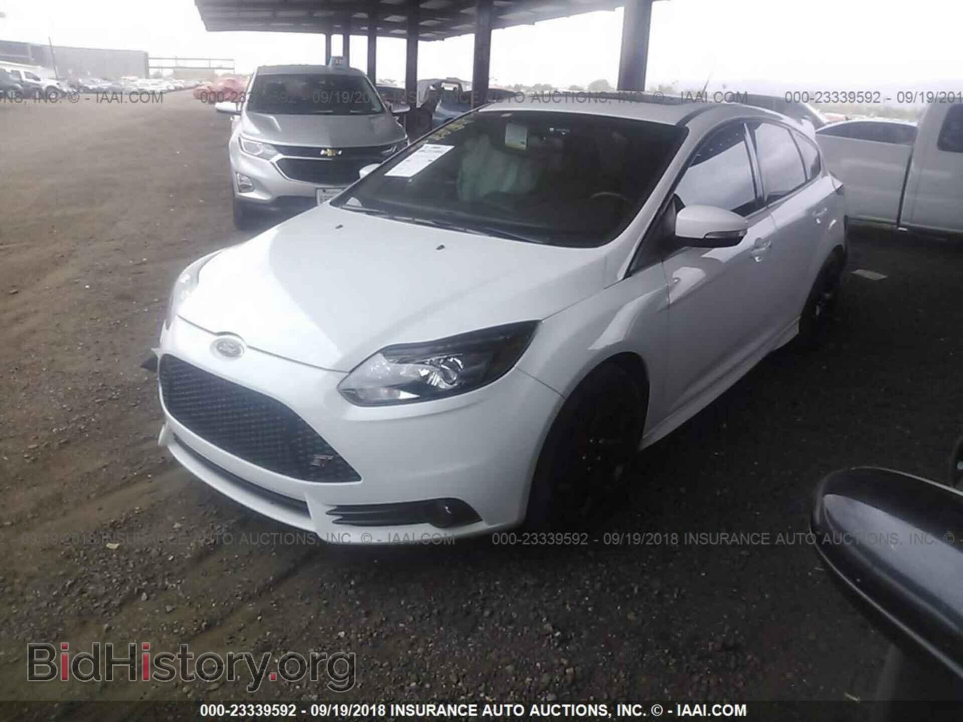 2014 Ford Focus - VIN: 1FADP3L93EL198982 - Фото 2