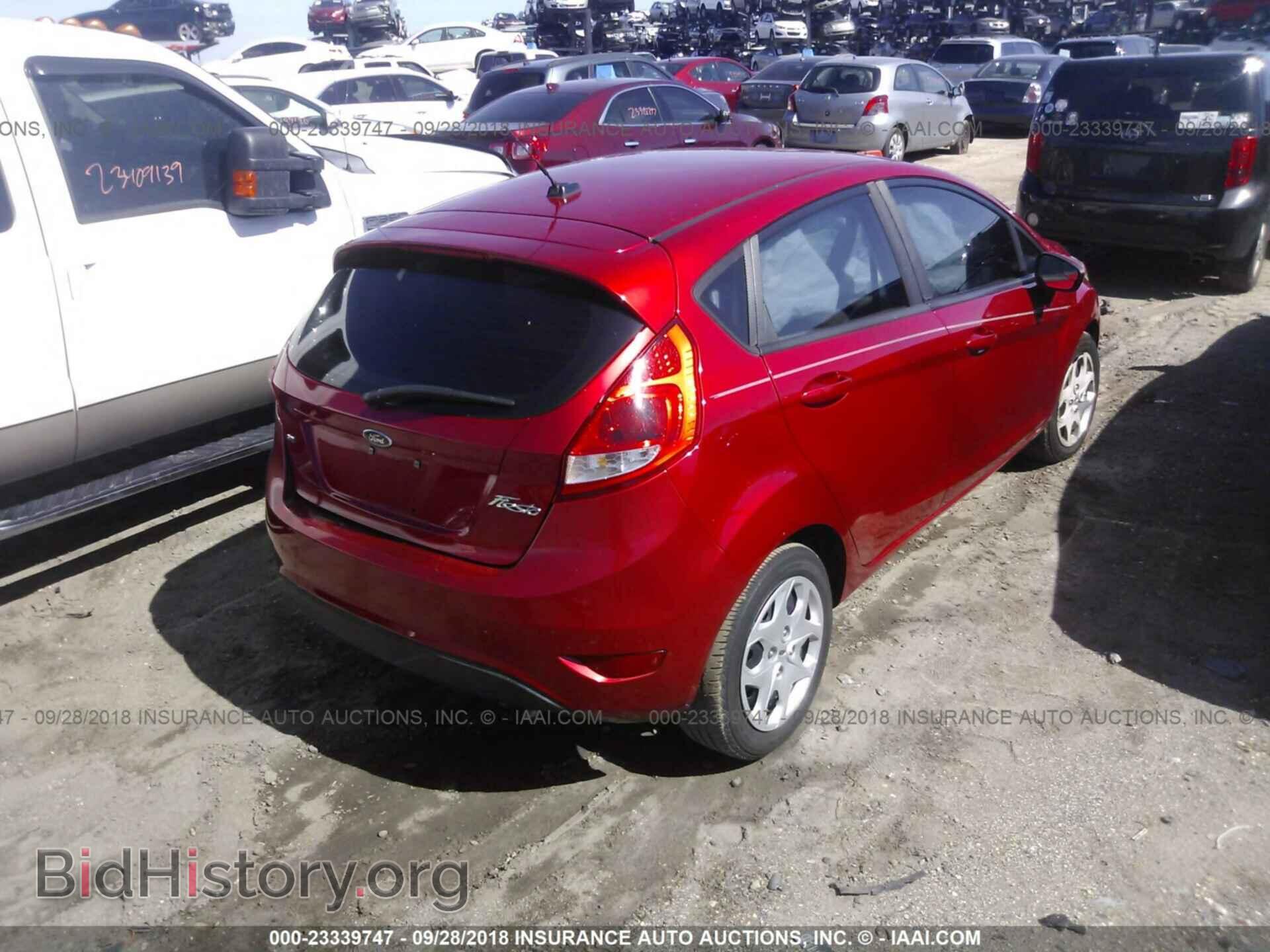 2011 Ford Fiesta - VIN: 3FADP4EJ1BM115752 - Фото 4