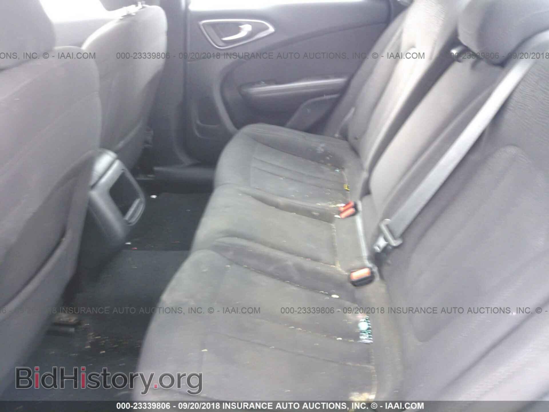 2015 Chrysler 200 - VIN: 1C3CCCAB8FN607348 - Photo 8