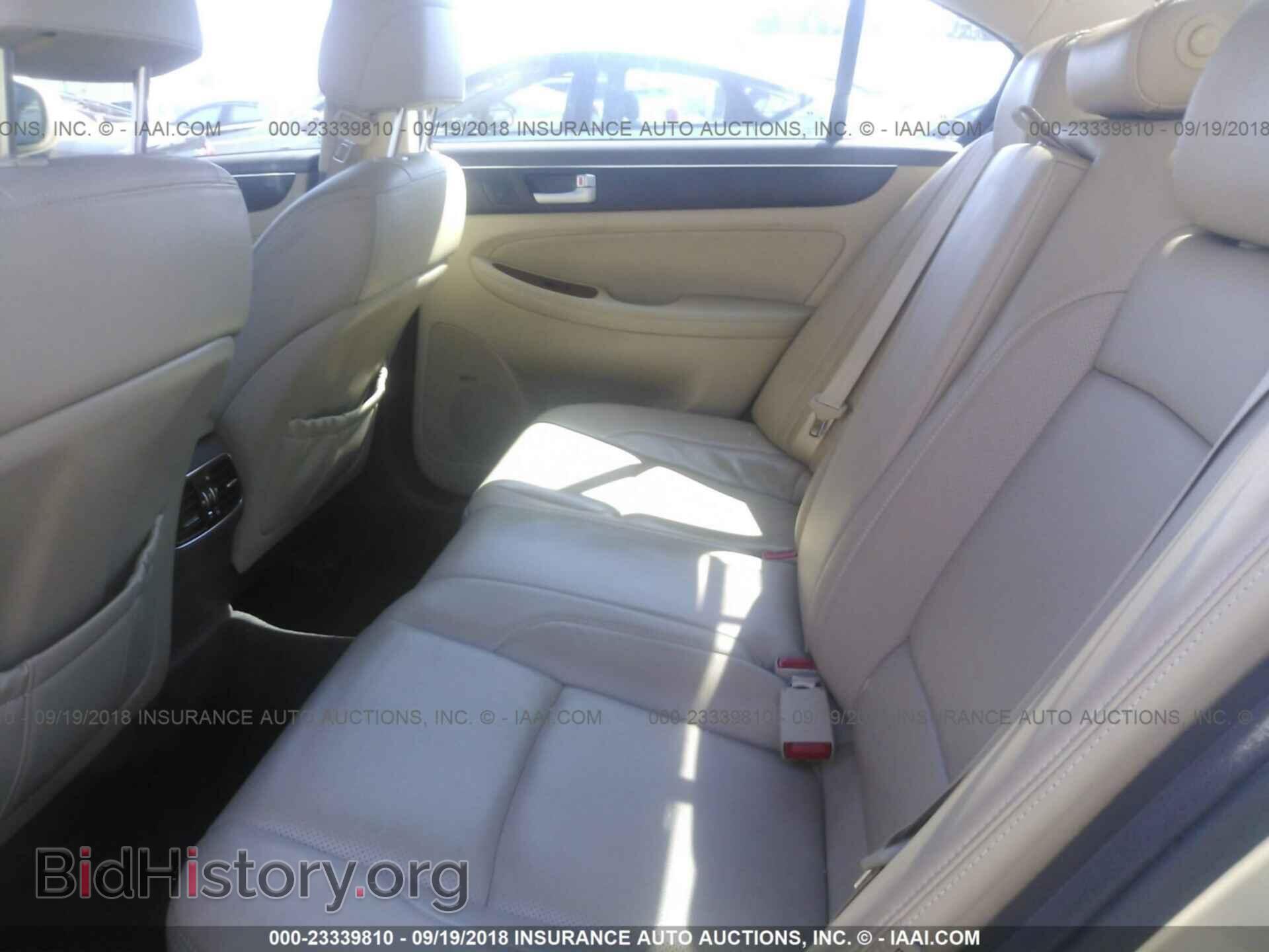 2012 Hyundai Genesis - VIN: KMHGC4DD4CU185401 - Фото 8