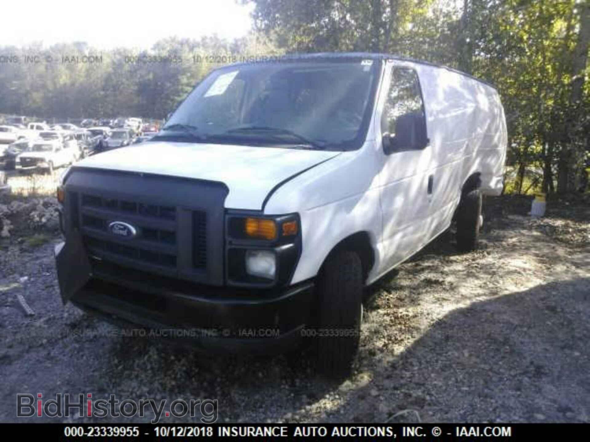 2014 Ford Econoline - VIN: 1FTSS3EL3EDB12587 - Фото 2