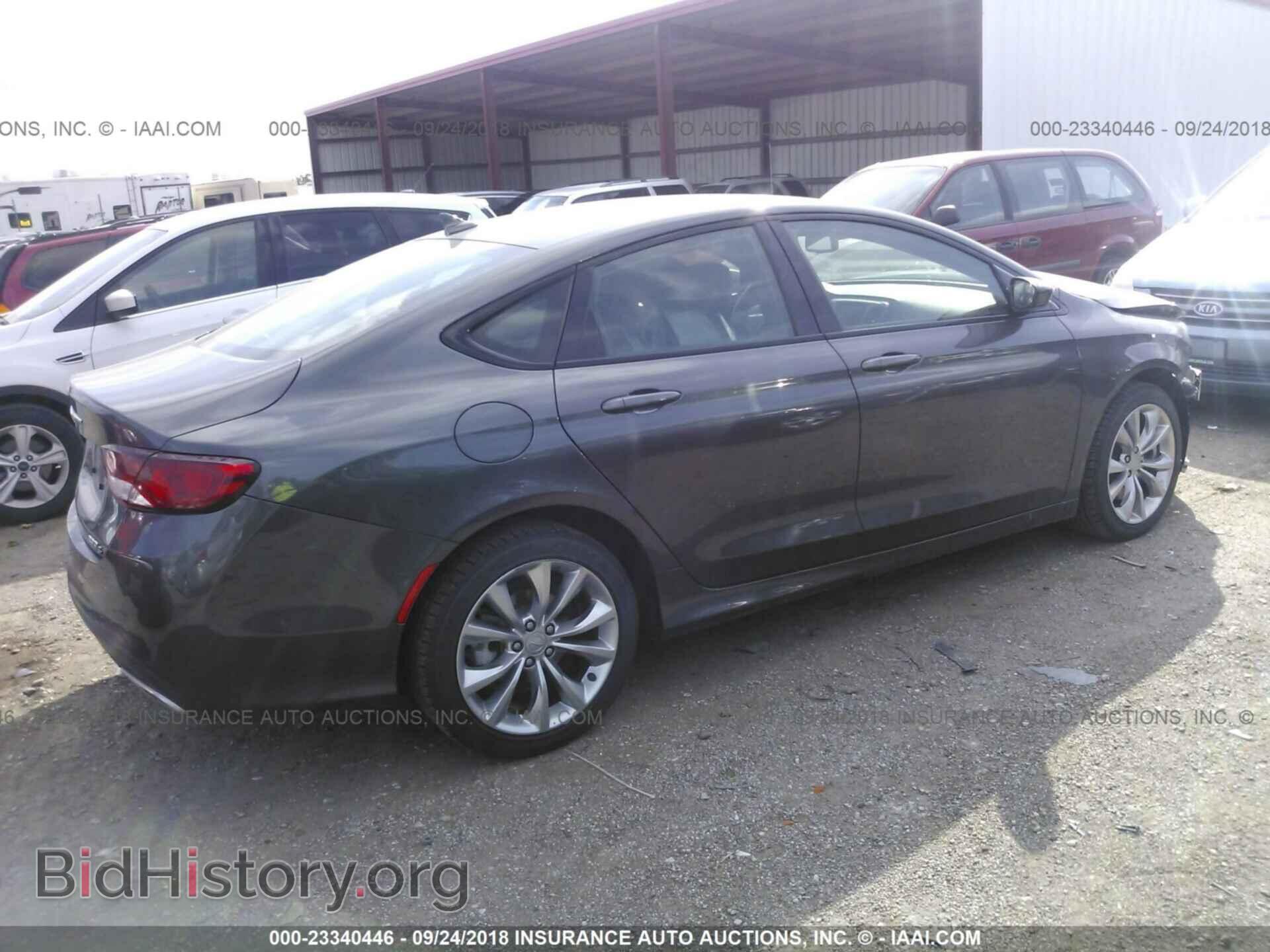 2015 Chrysler 200 - VIN: 1C3CCCDG6FN700618 - Photo 4