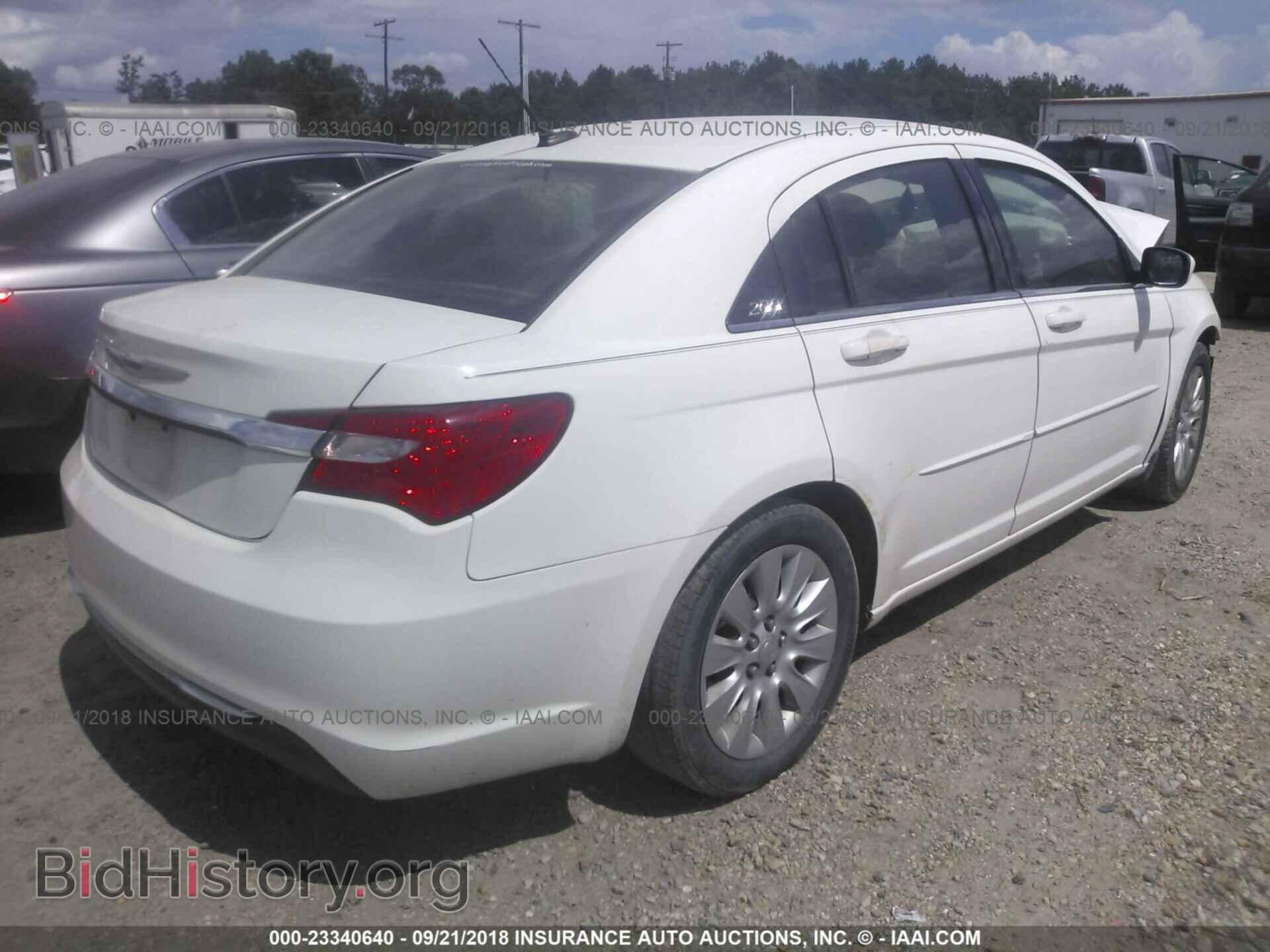 2011 Chrysler 200 - VIN: 1C3BC4FB4BN515769 - Фото 4