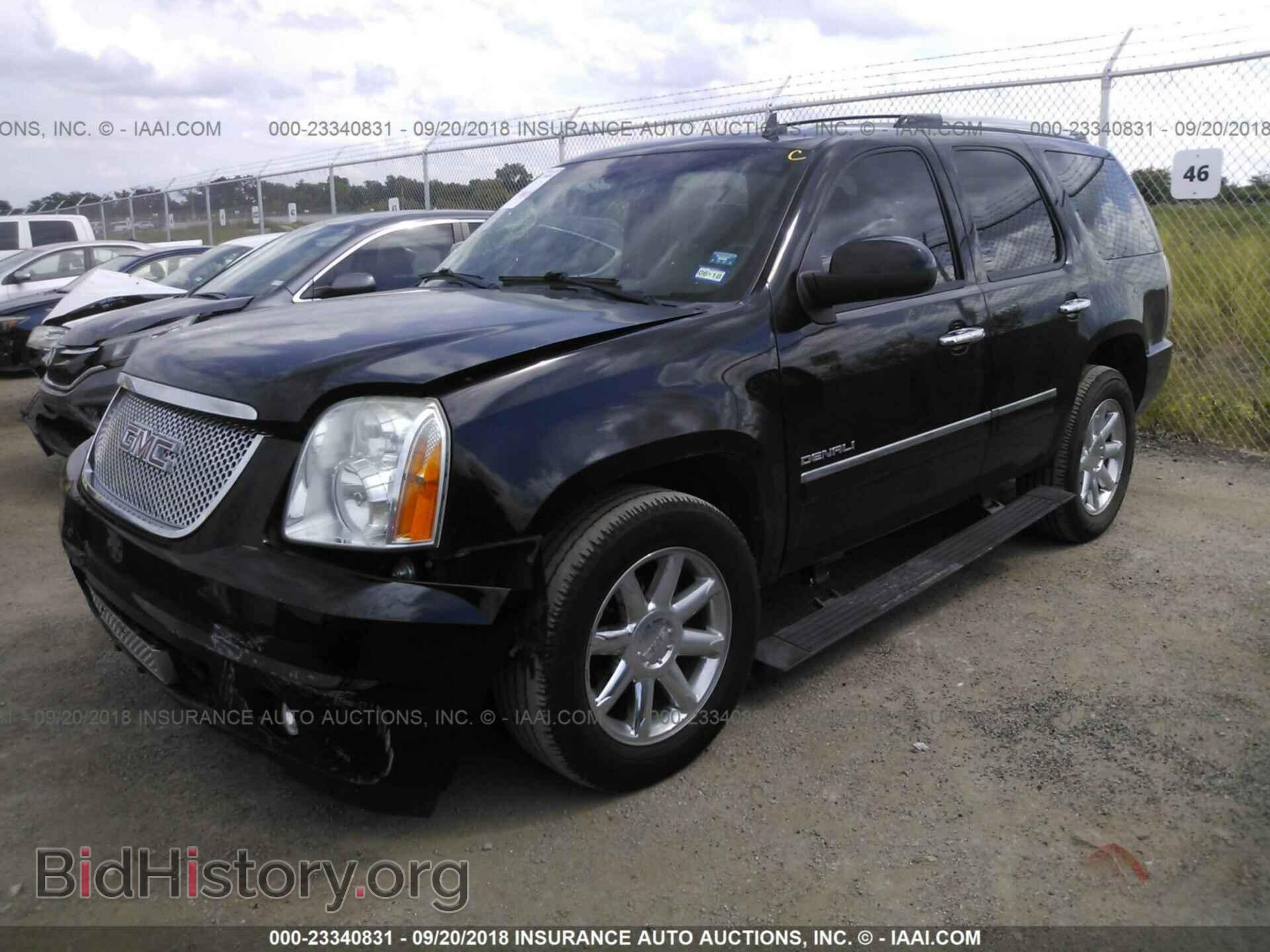 2011 Gmc Yukon - VIN: 1GKS1EEF7BR197574 - Фото 2