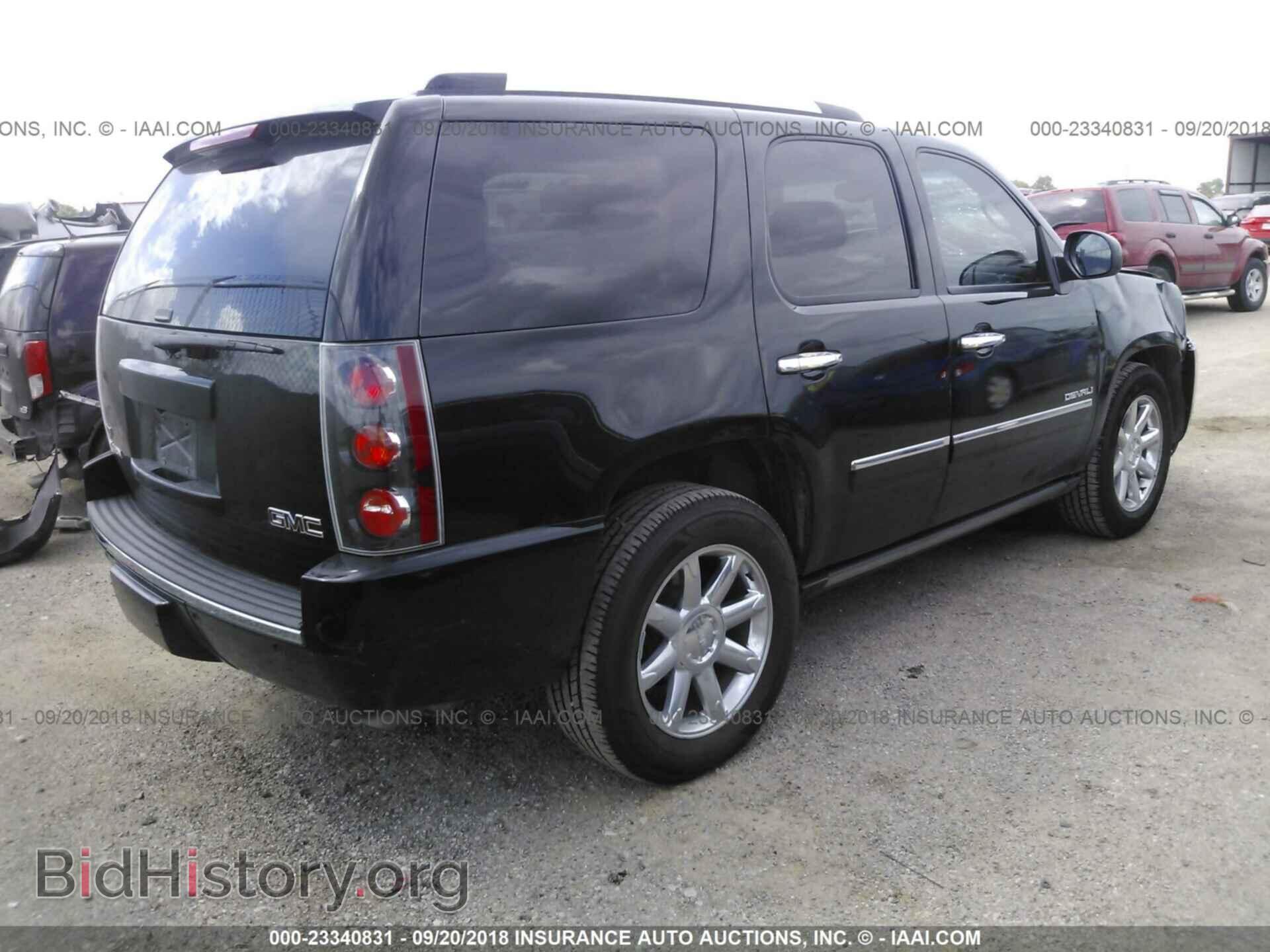 2011 Gmc Yukon - VIN: 1GKS1EEF7BR197574 - Фото 4