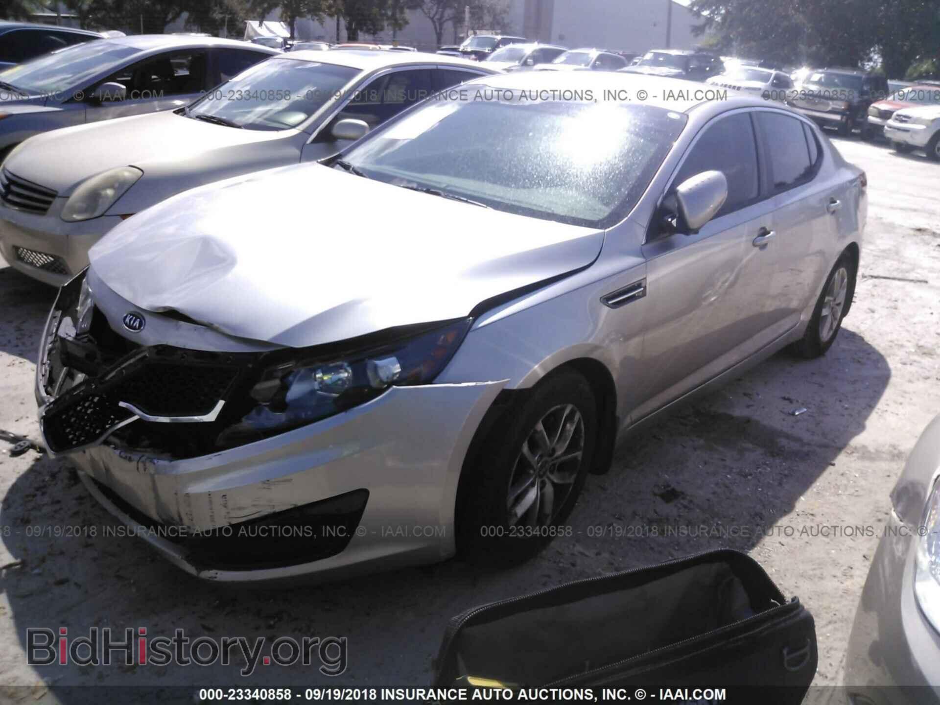 2011 Kia Optima - VIN: KNAGM4A75B5185462 - Photo 2