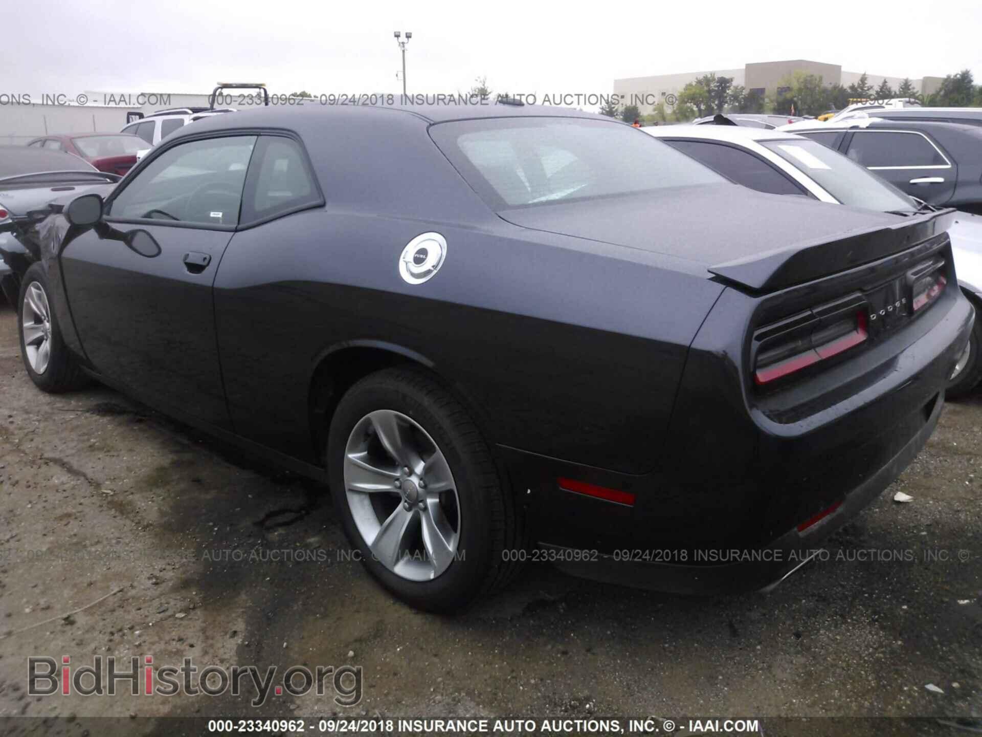 2018 Dodge Challenger - VIN: 2C3CDZAG7JH294614 - Photo 3