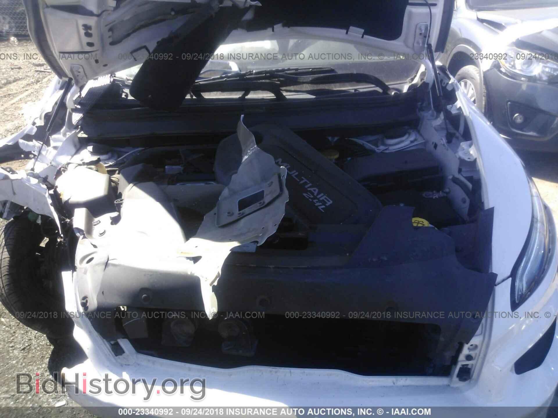 2015 Jeep Cherokee - VIN: 1C4PJLCB6FW683029 - Фото 10
