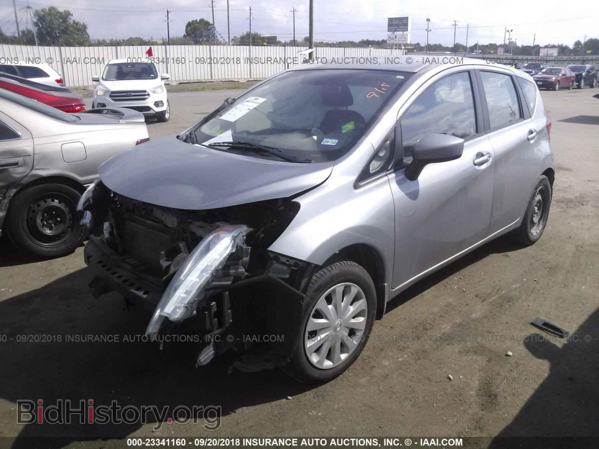 2015 Nissan Versa note - VIN: 3N1CE2CP1FL393119 - Фото 2