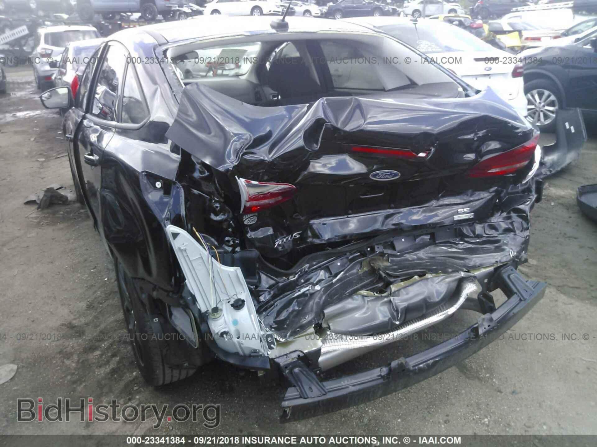 2016 Ford Focus - VIN: 1FADP3FE5GL376886 - Photo 6