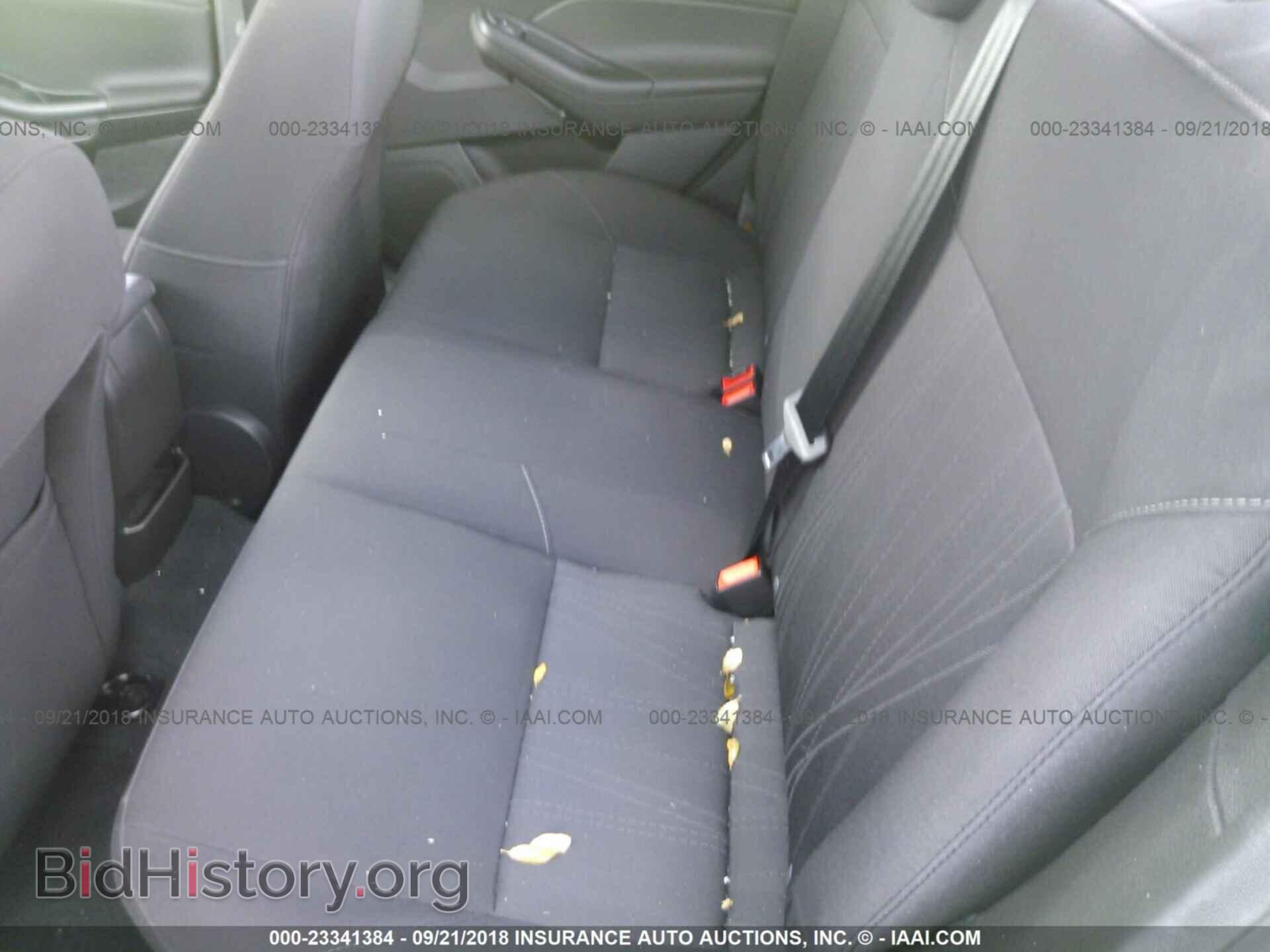 2016 Ford Focus - VIN: 1FADP3FE5GL376886 - Photo 8