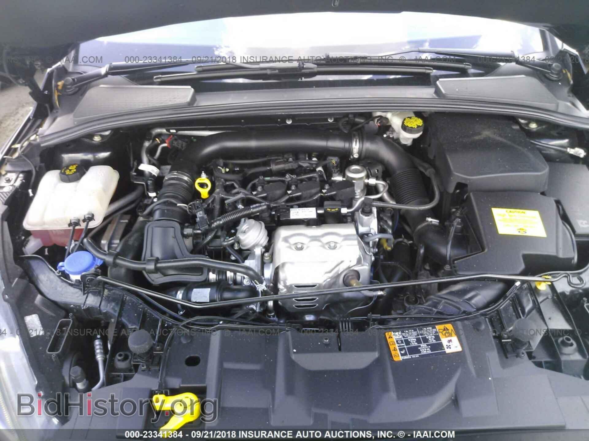 2016 Ford Focus - VIN: 1FADP3FE5GL376886 - Photo 10