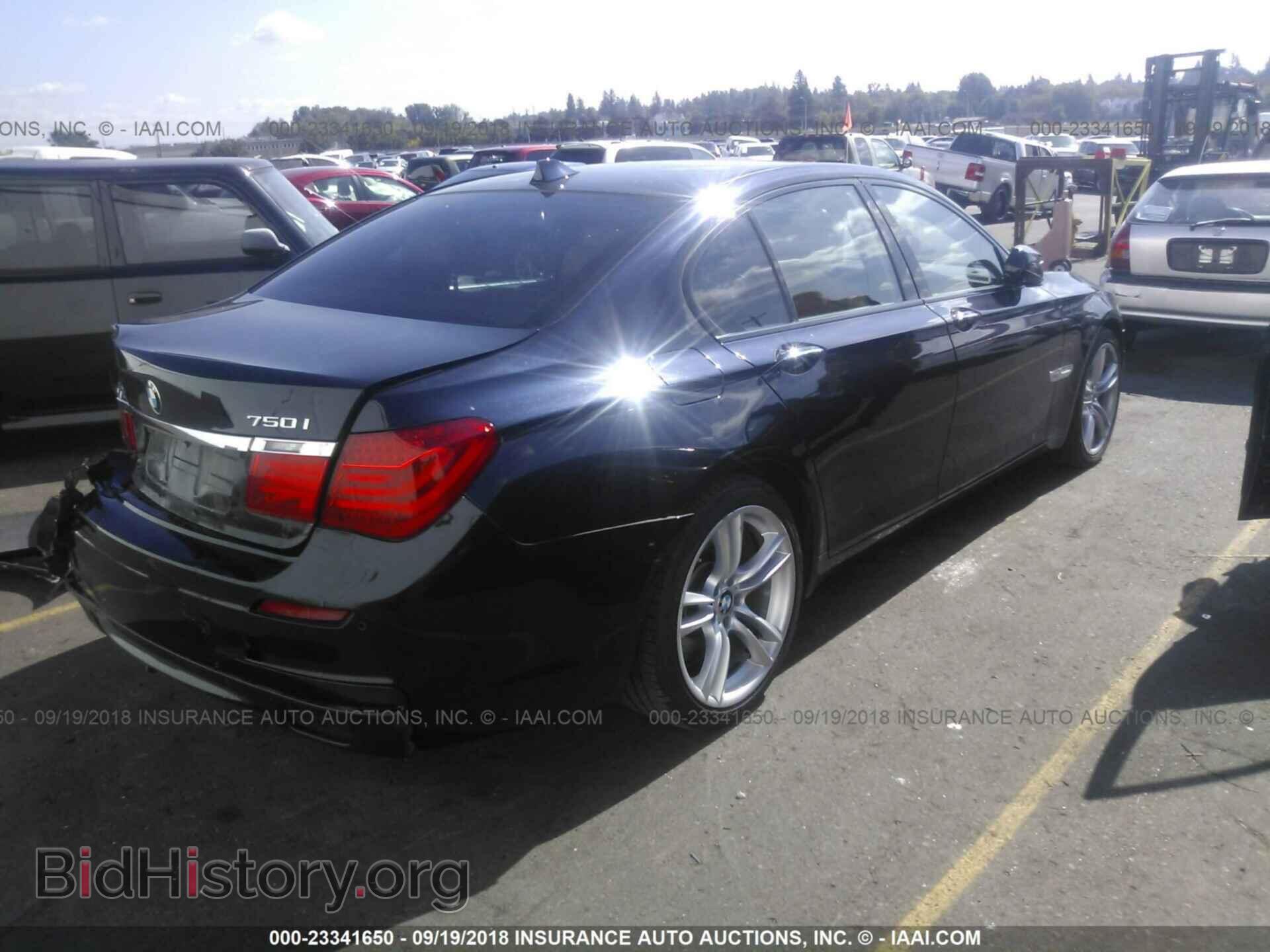 2012 BMW 750 - VIN: WBAKC6C58CC397256 - Фото 4