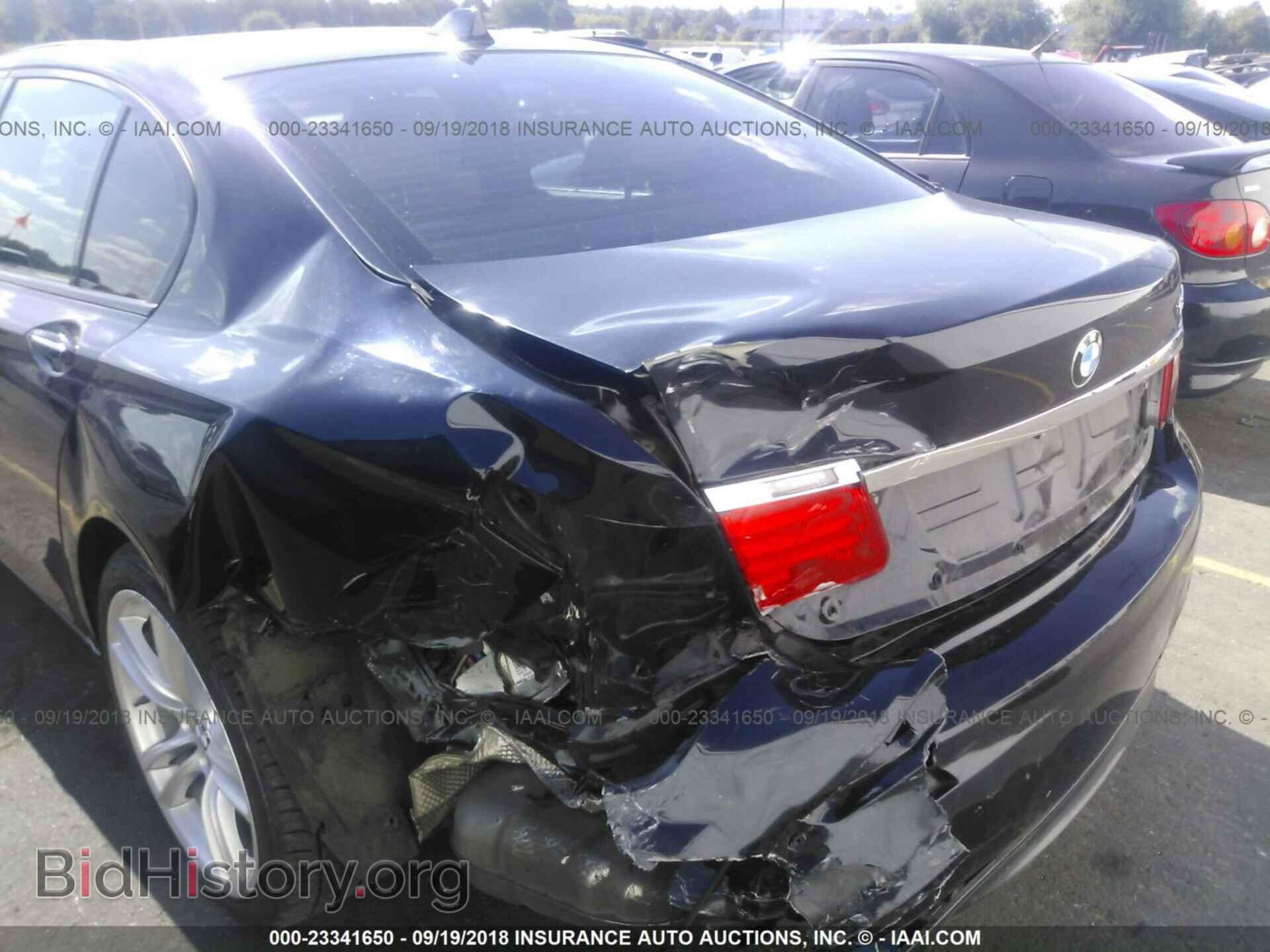 2012 BMW 750 - VIN: WBAKC6C58CC397256 - Фото 6