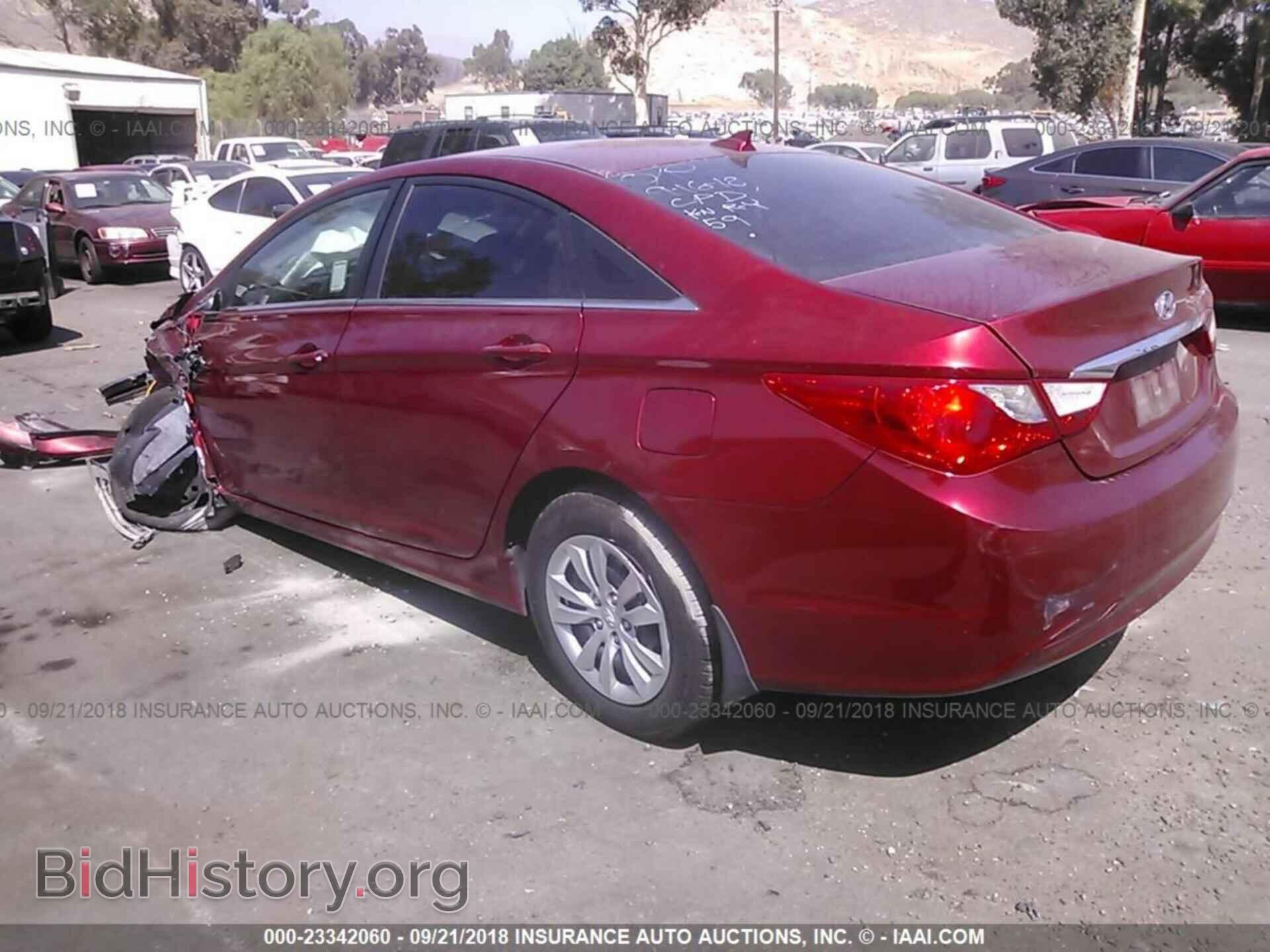 2012 Hyundai Sonata - VIN: 5NPEB4AC2CH422522 - Фото 3