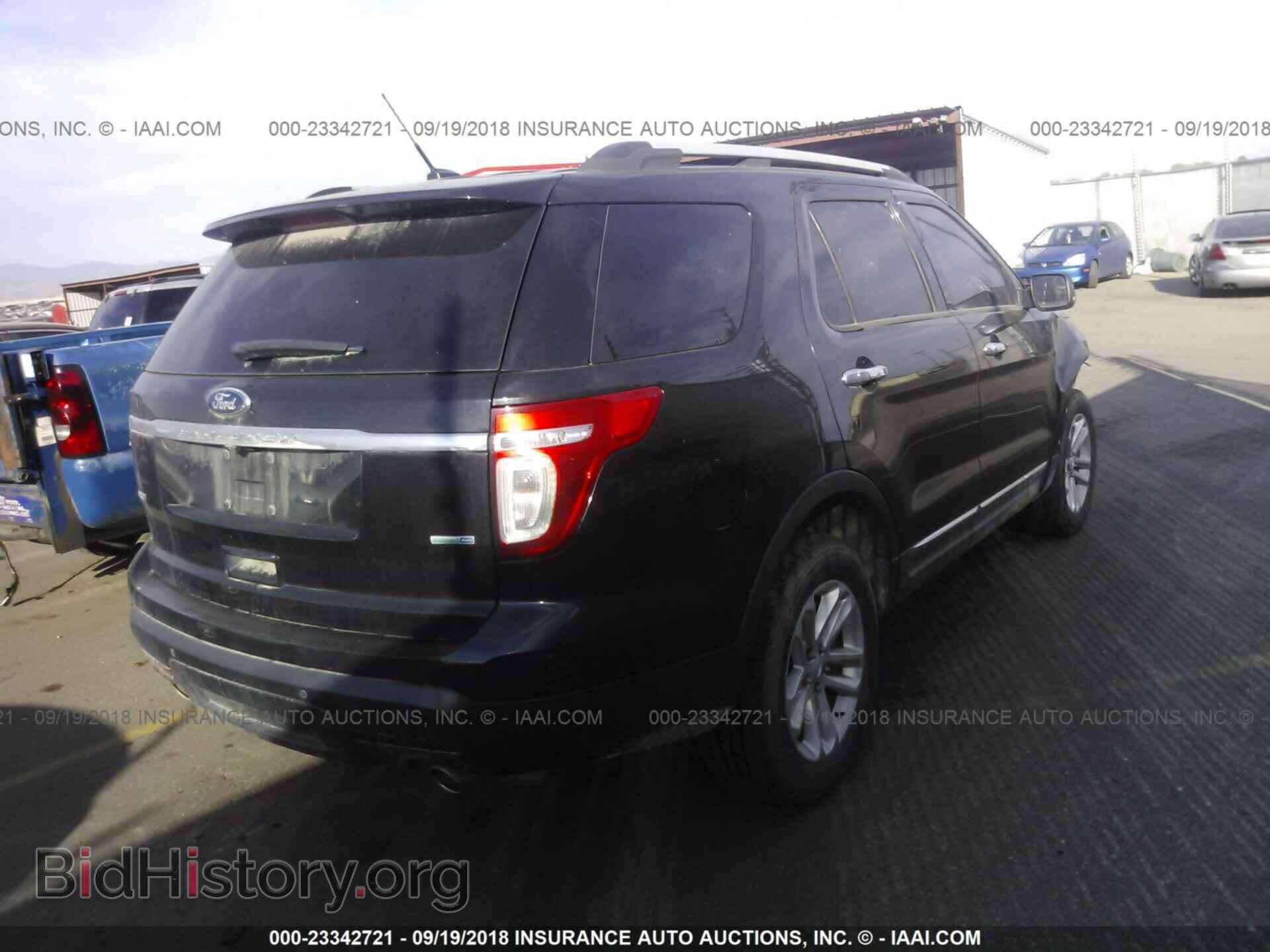 2013 Ford Explorer - VIN: 1FM5K8D87DGA34220 - Photo 4