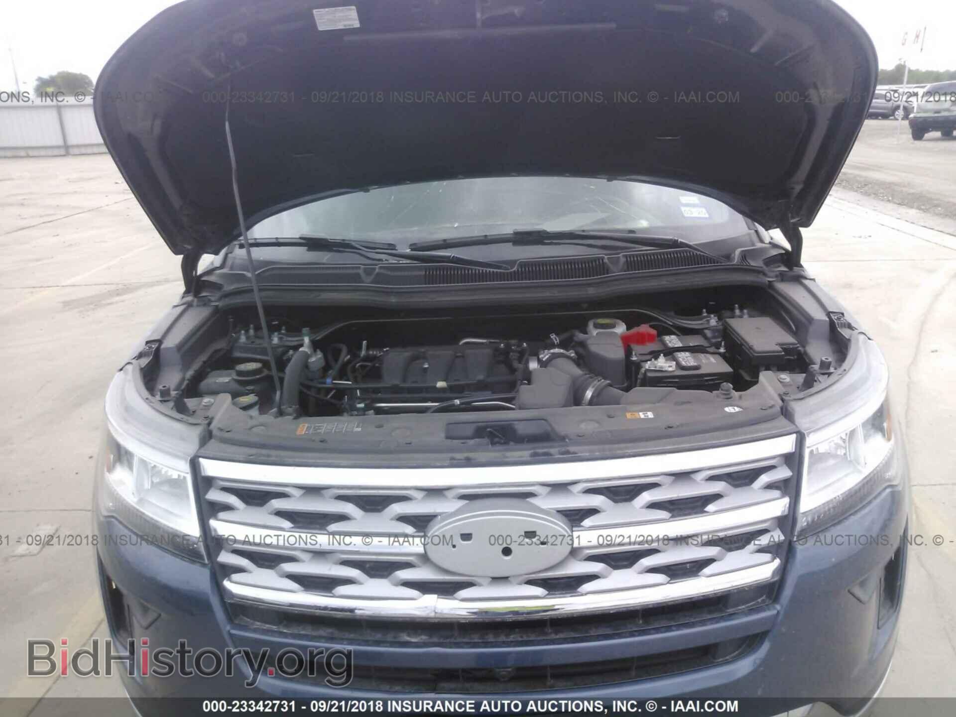 2018 Ford Explorer - VIN: 1FM5K7F83JGB57922 - Фото 10