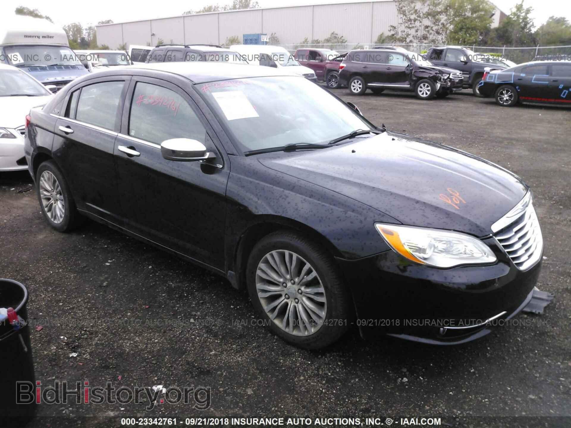Фотография 1C3CCBCBXCN304672 - Chrysler 200 2012