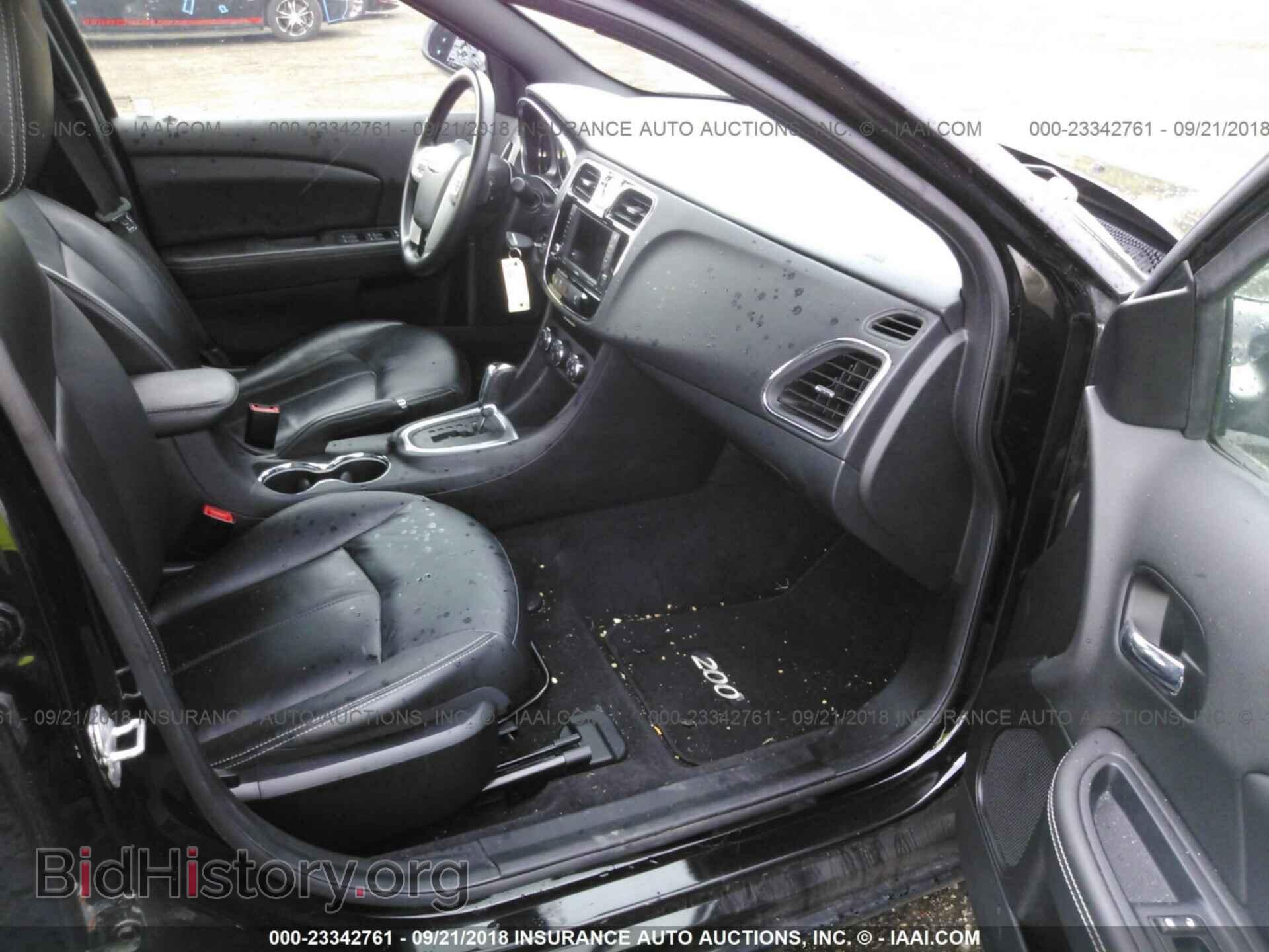 2012 Chrysler 200 - VIN: 1C3CCBCBXCN304672 - Фото 5