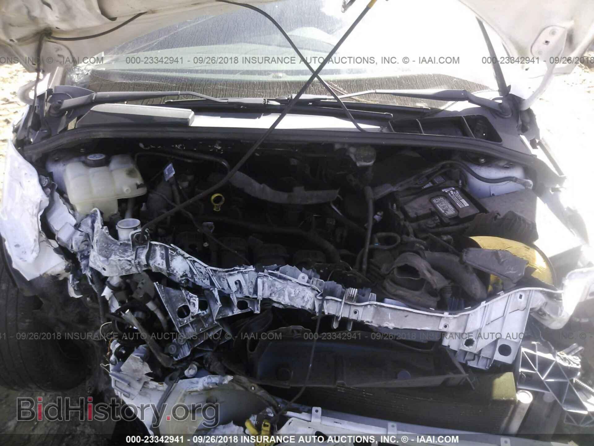 2012 Ford Focus - VIN: 1FAHP3E23CL106364 - Photo 10