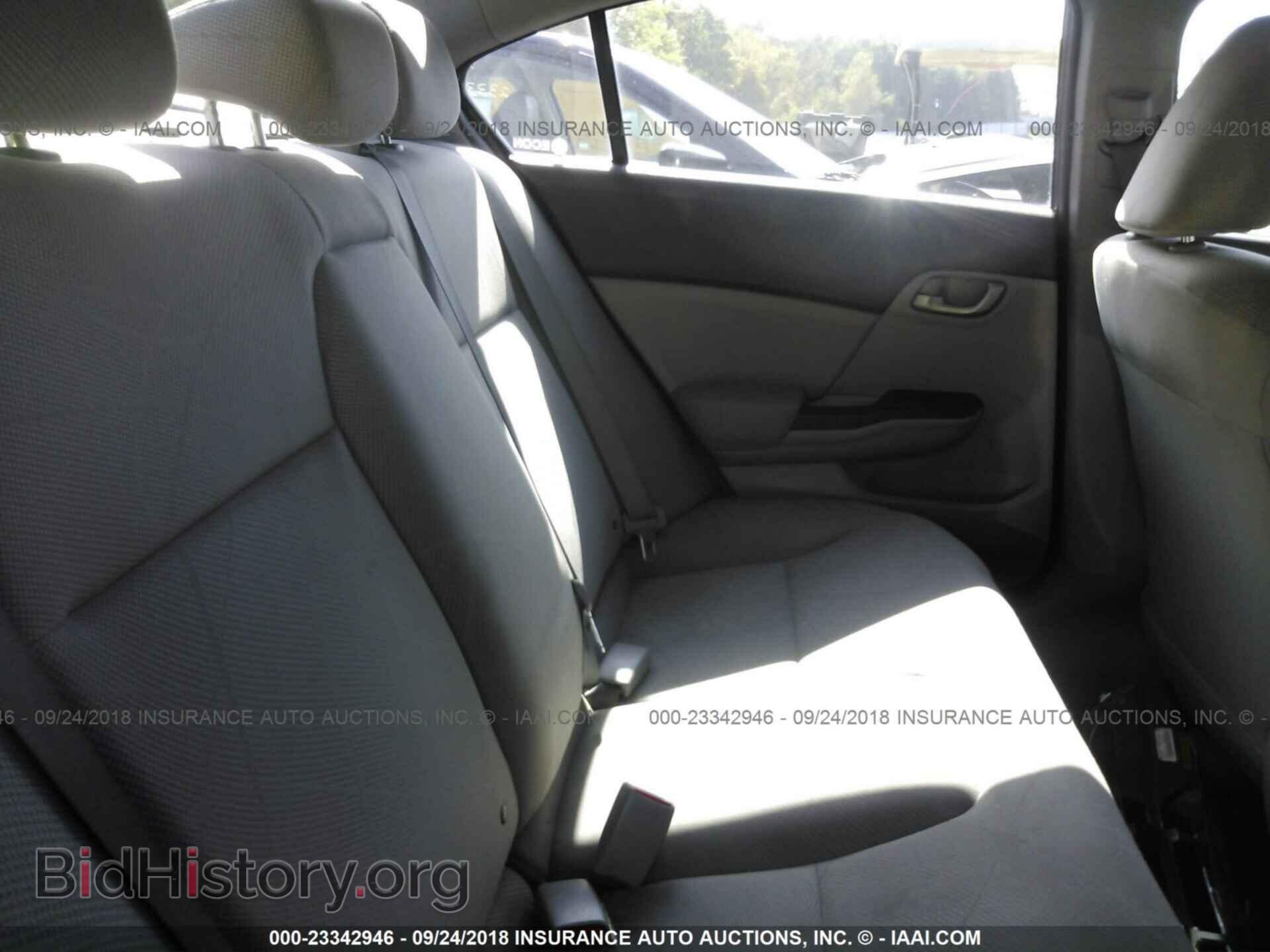 2012 Honda Civic - VIN: 19XFB2F51CE007778 - Photo 8