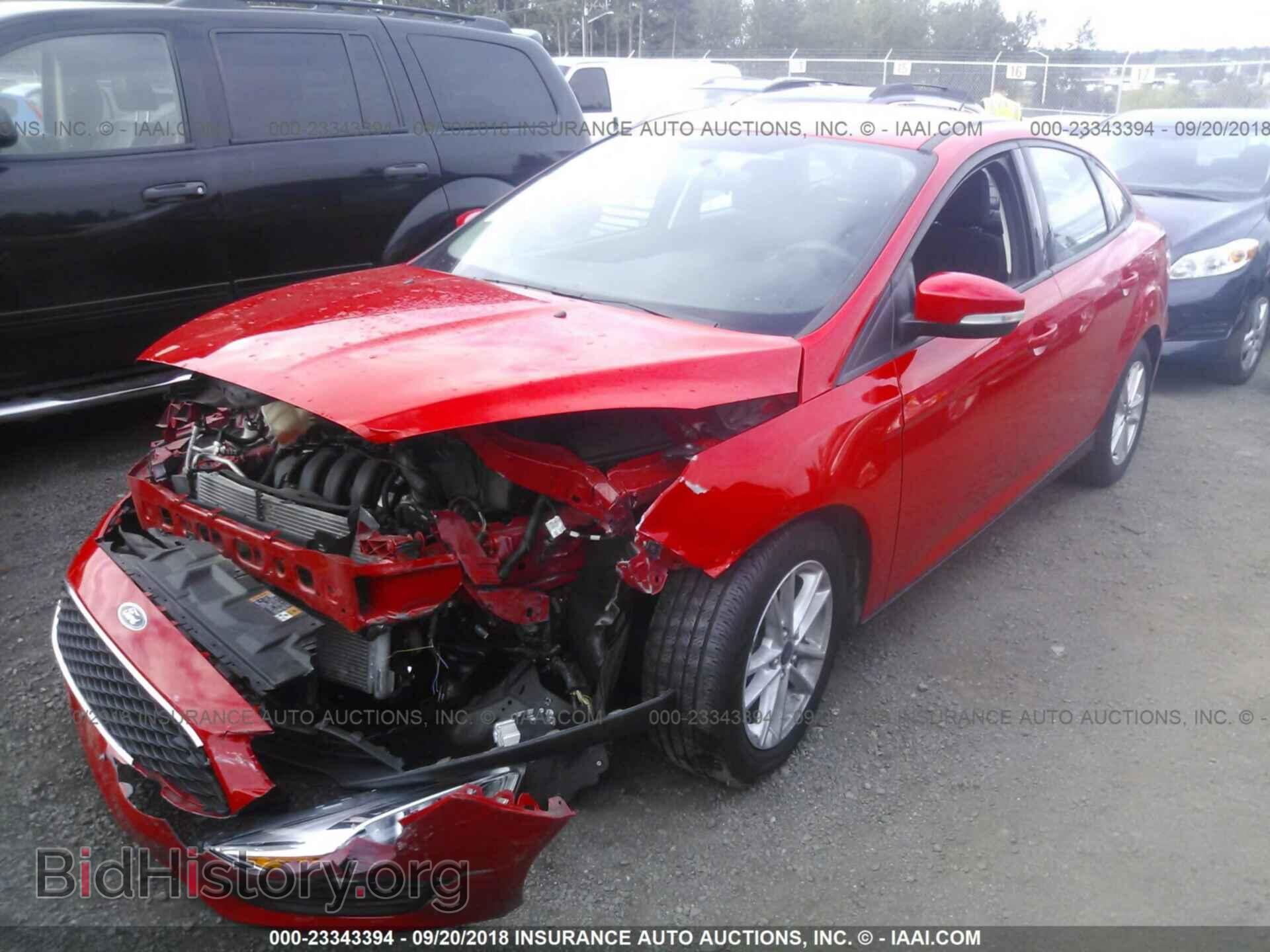 2016 Ford Focus - VIN: 1FADP3F20GL247184 - Photo 2