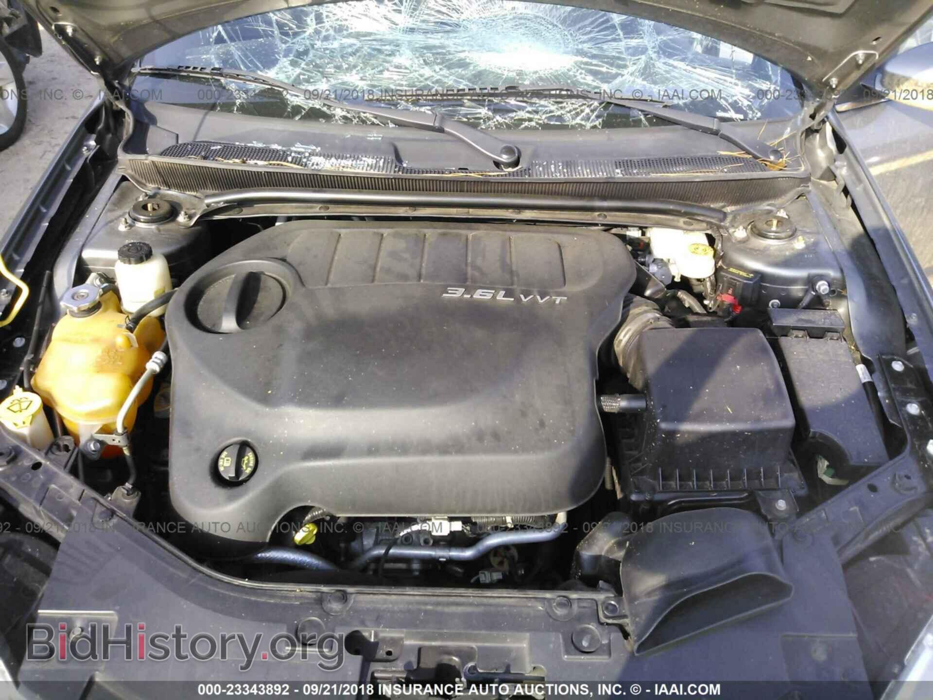 2012 Chrysler 200 - VIN: 1C3CCBBG4CN241954 - Фото 10