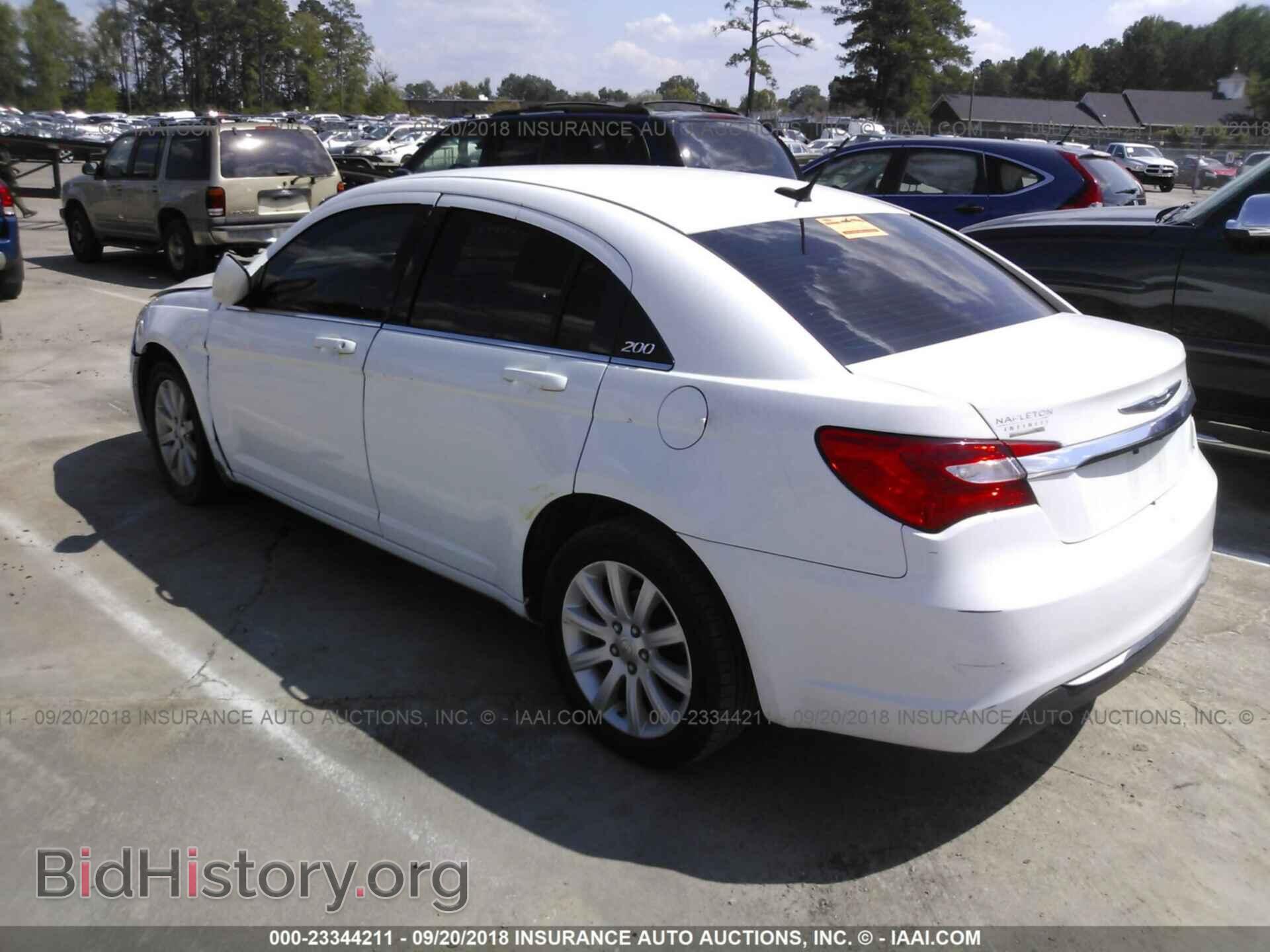 2013 Chrysler 200 - VIN: 1C3CCBBB6DN649930 - Photo 3