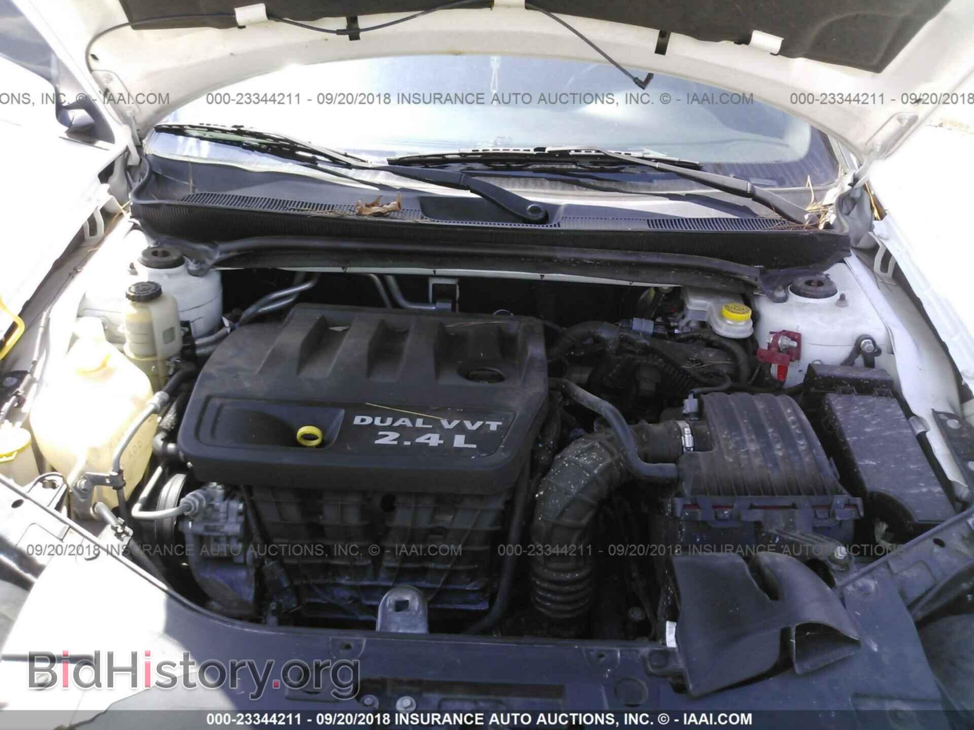 2013 Chrysler 200 - VIN: 1C3CCBBB6DN649930 - Photo 10