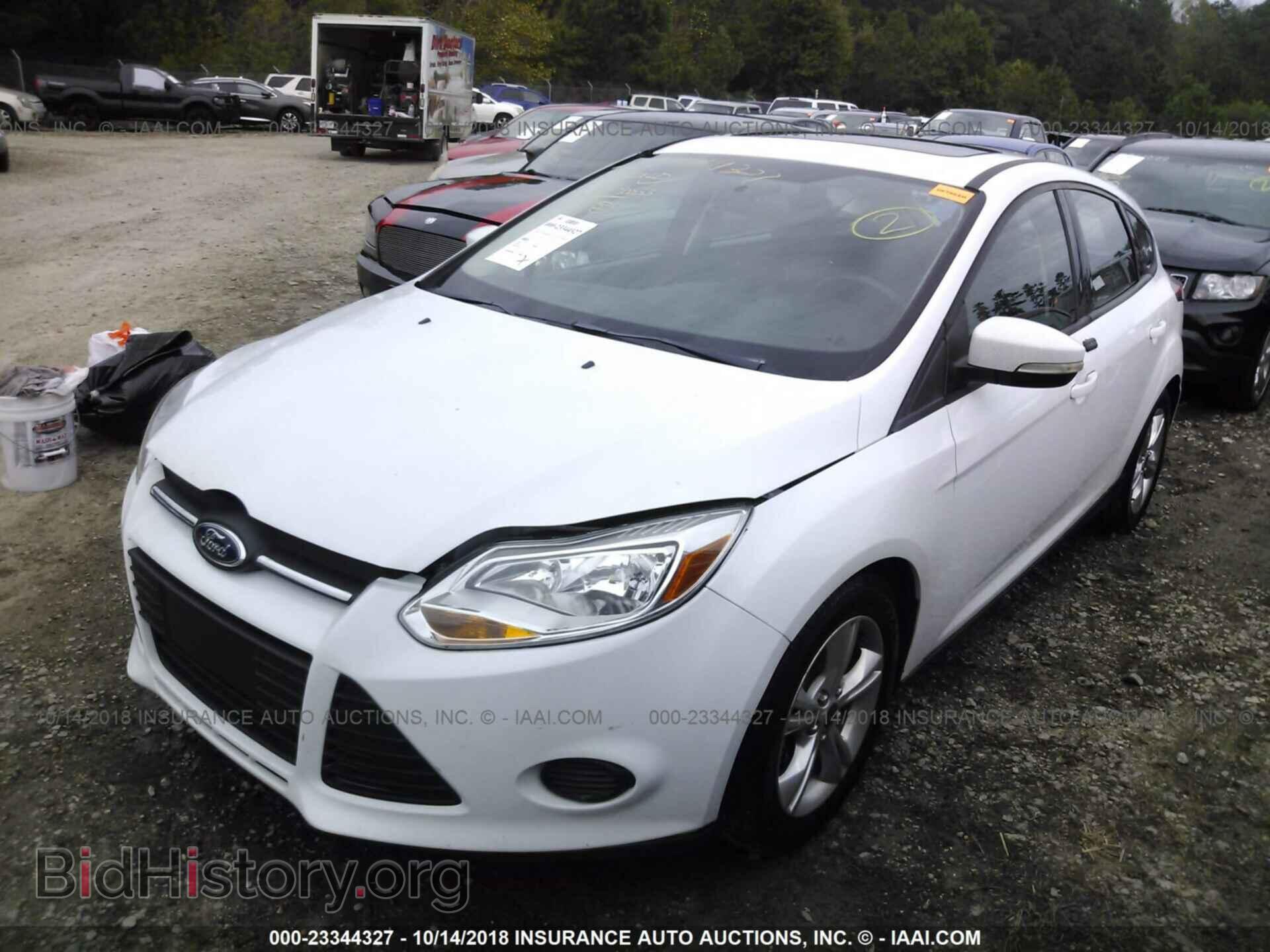 2014 Ford Focus - VIN: 1FADP3K28EL219913 - Photo 2