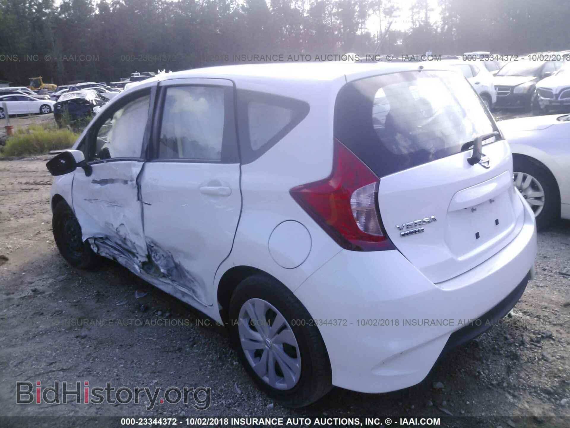 2017 Nissan Versa note - VIN: 3N1CE2CPXHL365757 - Фото 3