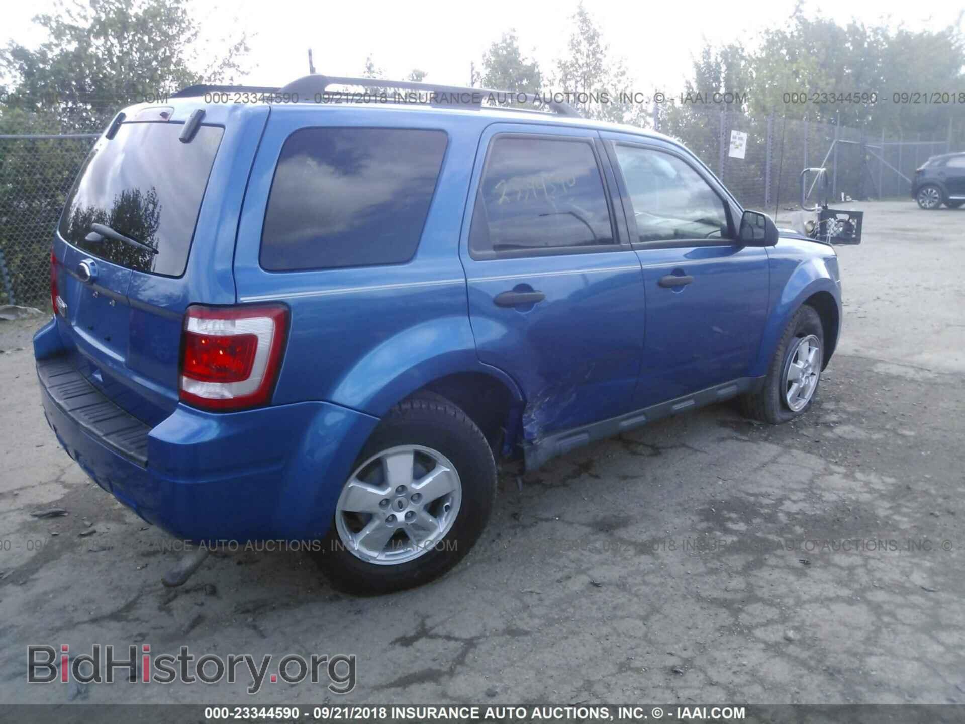 2011 Ford Escape - VIN: 1FMCU0D74BKA80656 - Фото 4