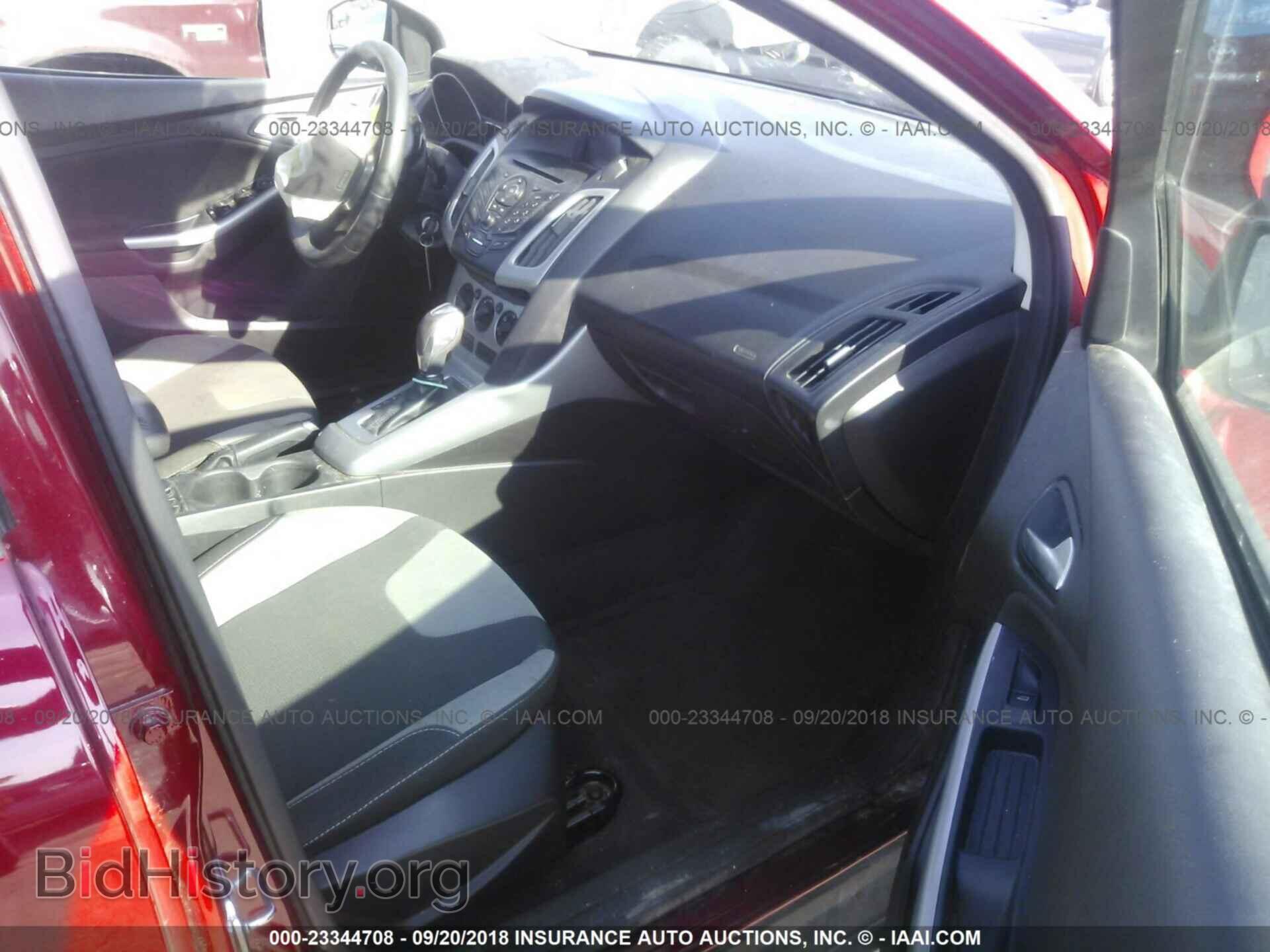 2012 Ford Focus - VIN: 1FAHP3F20CL448367 - Photo 5