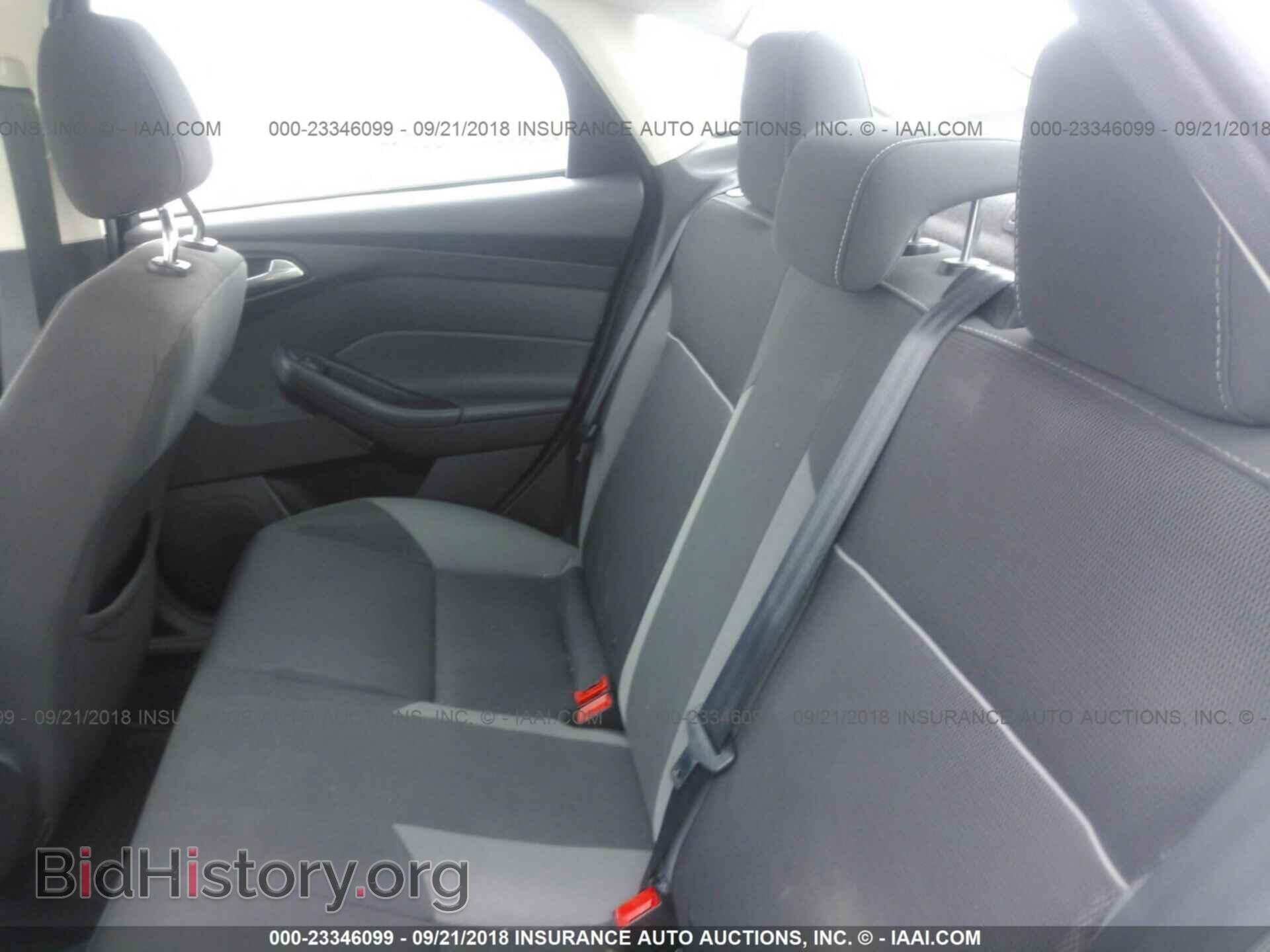2012 Ford Focus - VIN: 1FAHP3F21CL303841 - Photo 8