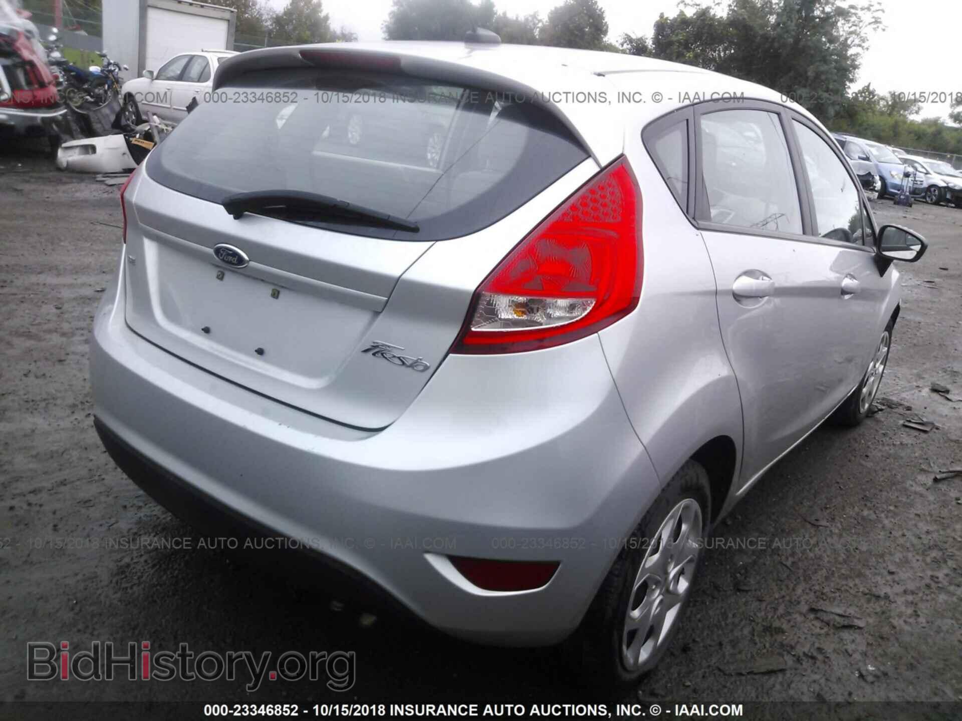 2012 Ford Fiesta - VIN: 3FADP4EJ2CM102008 - Фото 4