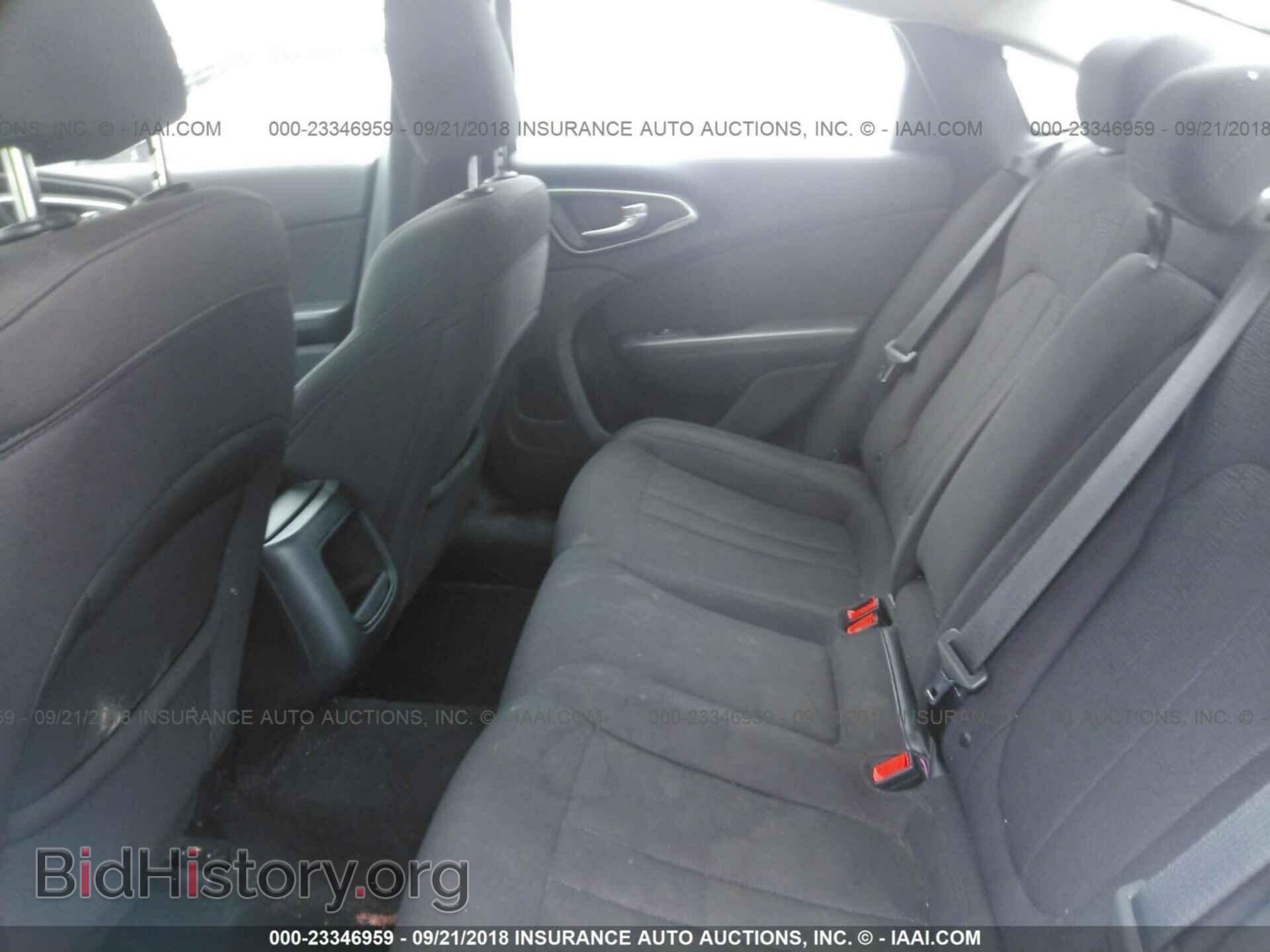 2015 Chrysler 200 - VIN: 1C3CCCAB7FN757953 - Фото 8