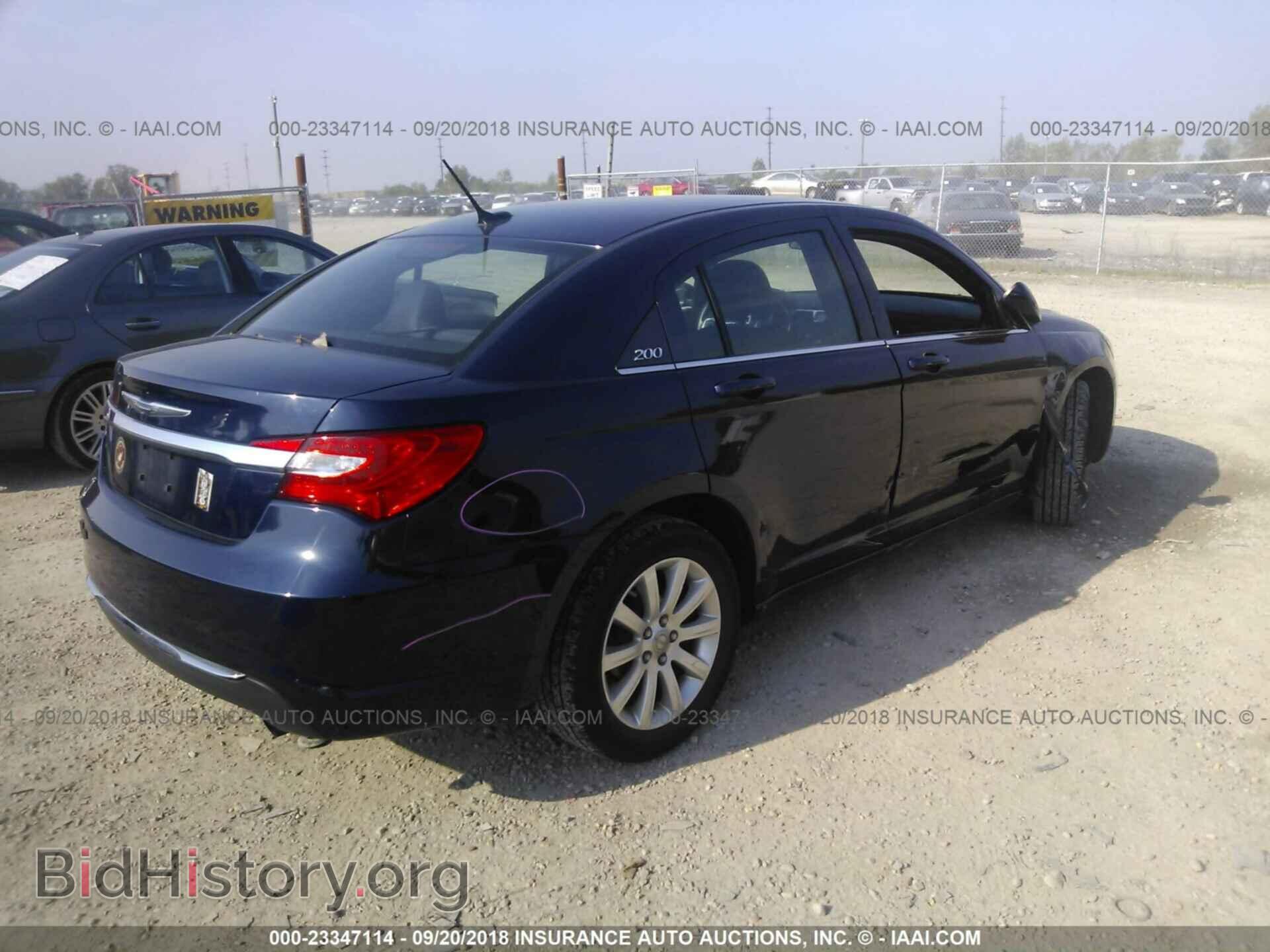 2013 Chrysler 200 - VIN: 1C3CCBBB3DN674249 - Photo 4
