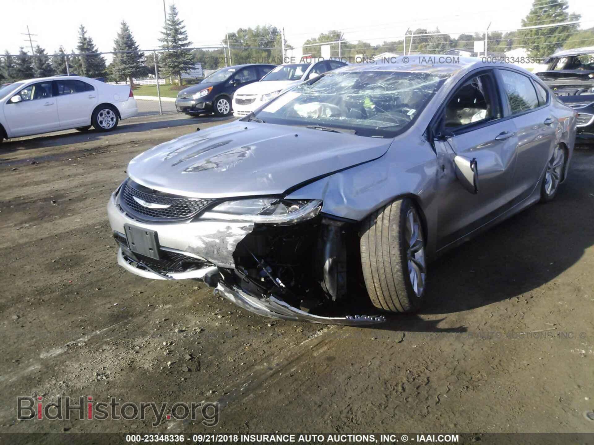 2015 Chrysler 200 - VIN: 1C3CCCBB1FN670645 - Фото 2