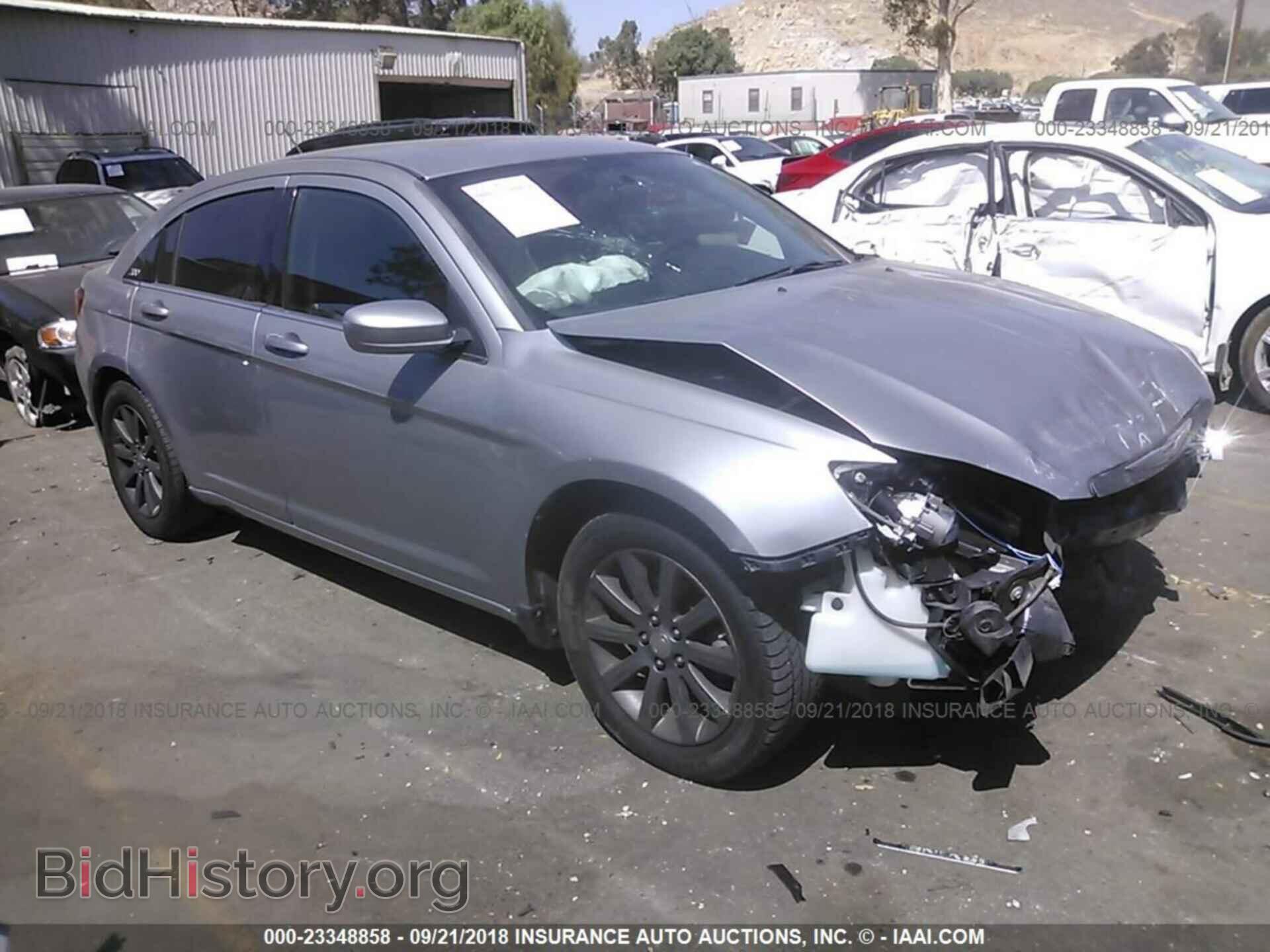 Photo 1C3CCBBG2DN659057 - Chrysler 200 2013
