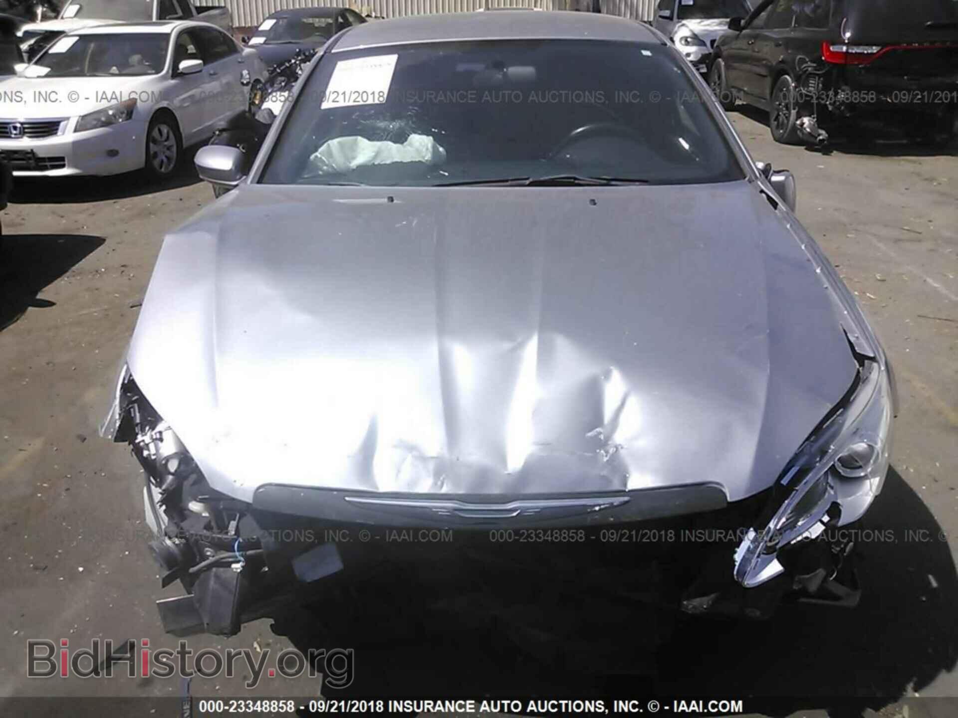 2013 Chrysler 200 - VIN: 1C3CCBBG2DN659057 - Photo 6