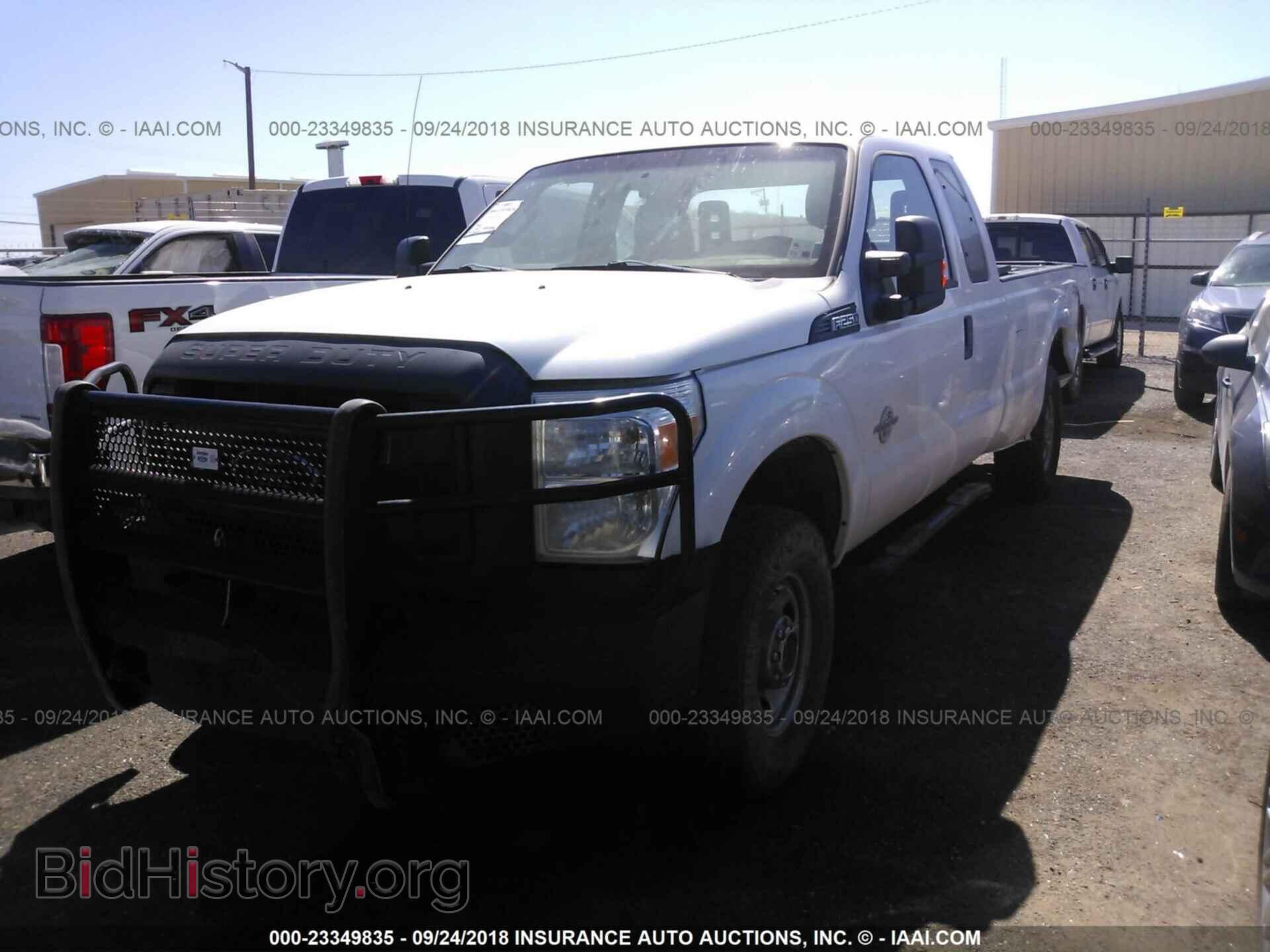 2015 Ford F250 - VIN: 1FT7X2BT1FEB10855 - Фото 2