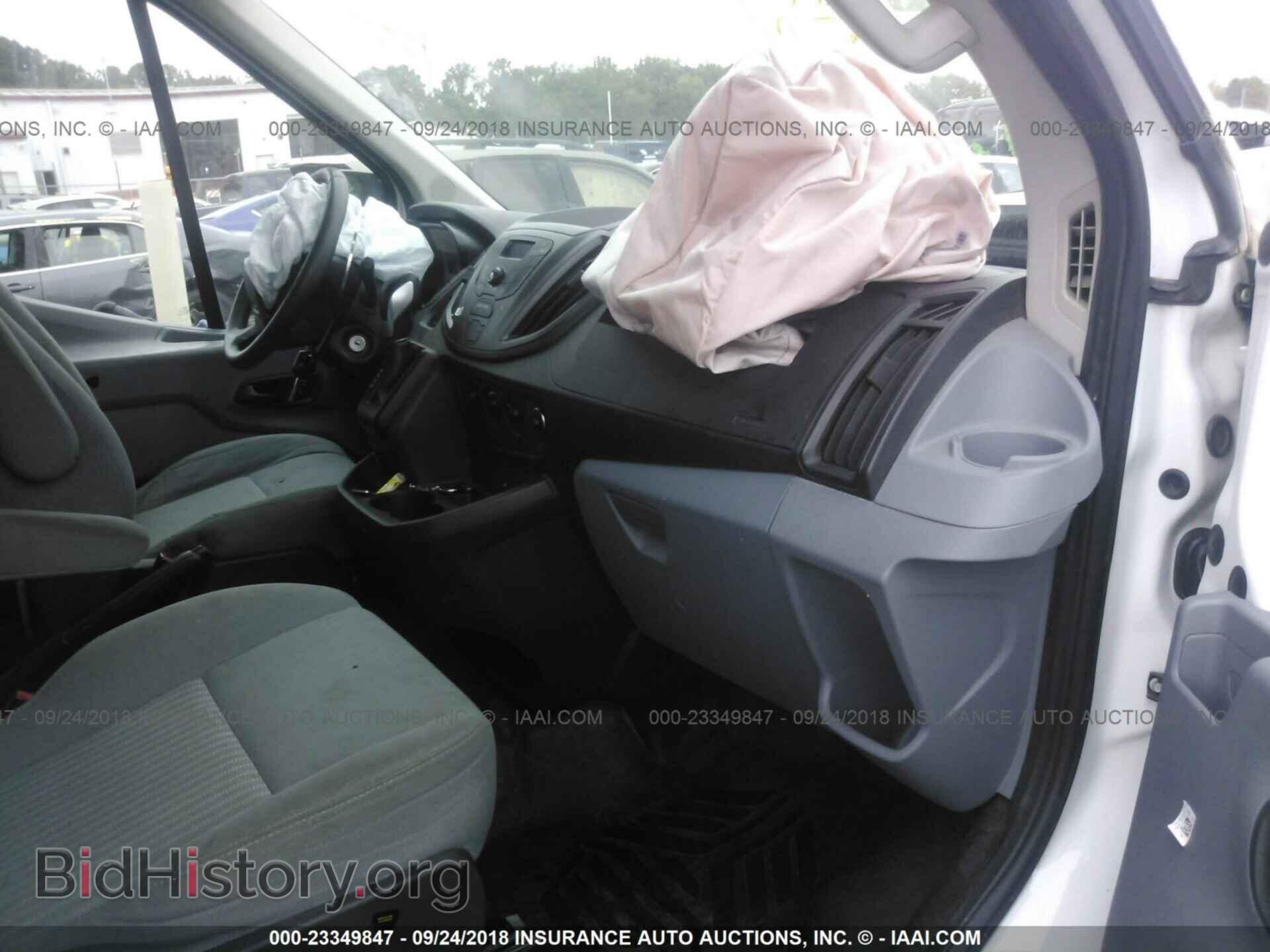 2015 Ford Transit - VIN: 1FTYR1CM2FKA64969 - Photo 5