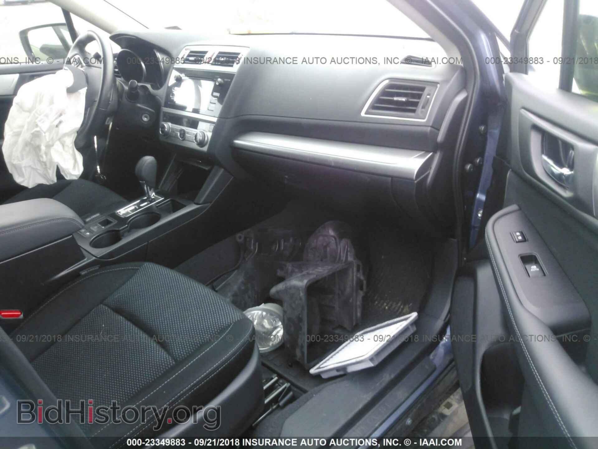 2017 Subaru Outback - VIN: 4S4BSADC8H3385438 - Фото 5