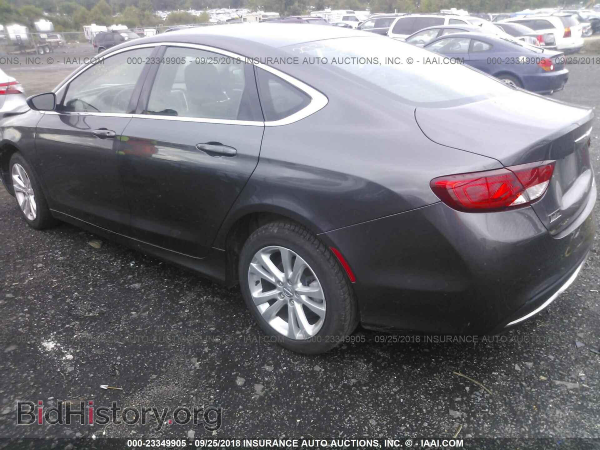 2015 Chrysler 200 - VIN: 1C3CCCAB3FN716591 - Photo 3