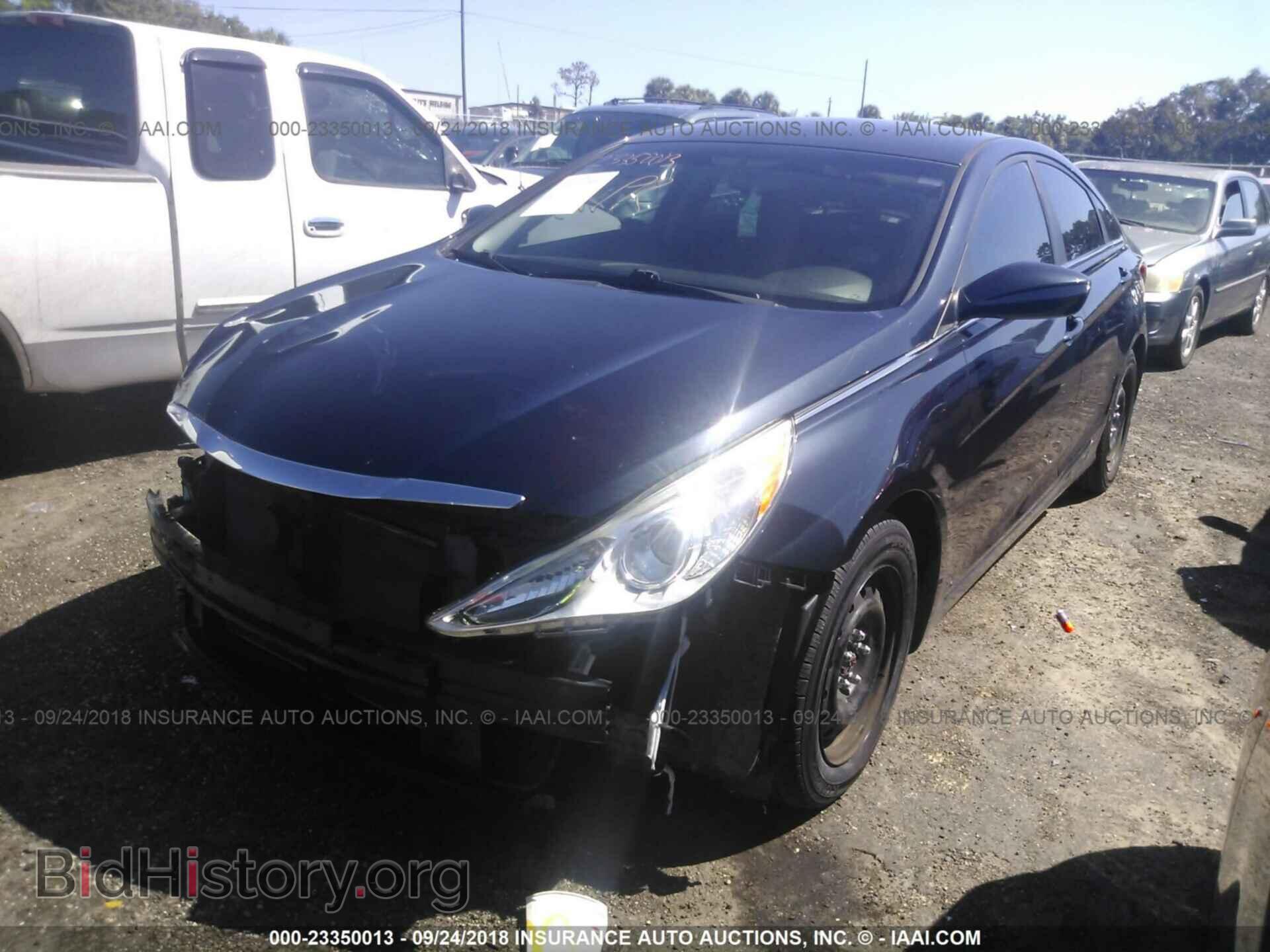 2012 Hyundai Sonata - VIN: 5NPEB4AC0CH369268 - Фото 2