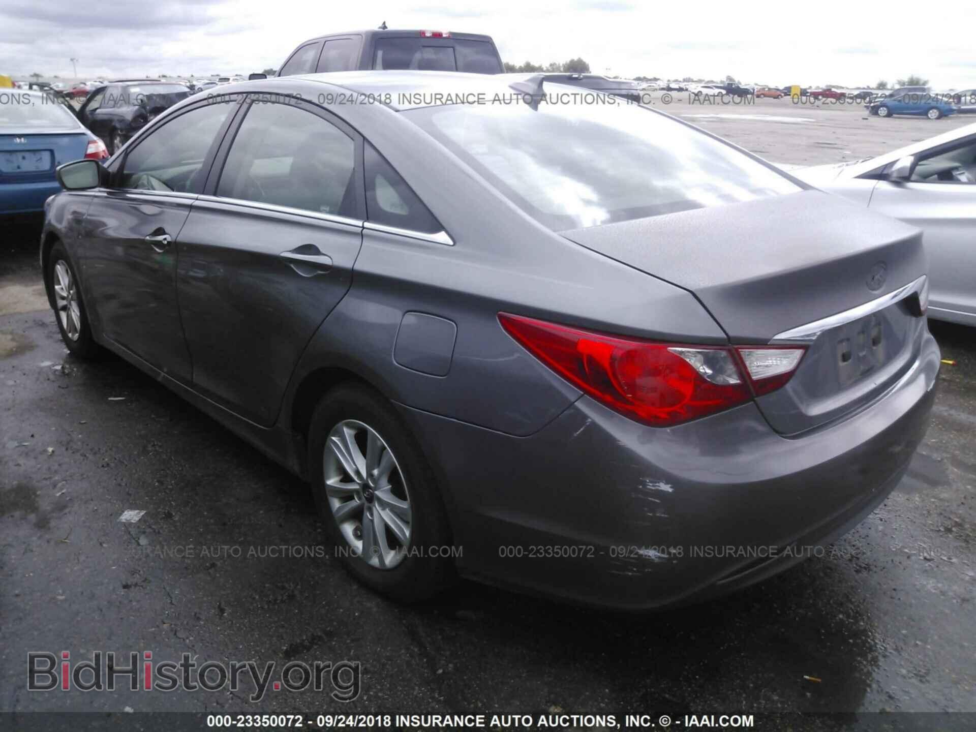 2012 Hyundai Sonata - VIN: 5NPEB4AC8CH420211 - Photo 3
