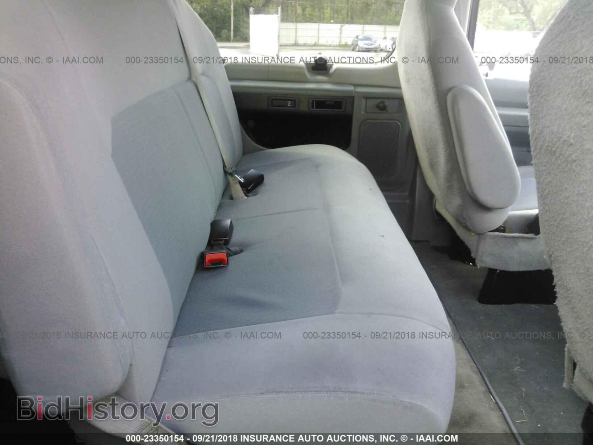 2012 Ford Econoline - VIN: 1FBSS3BL2CDB13722 - Фото 8
