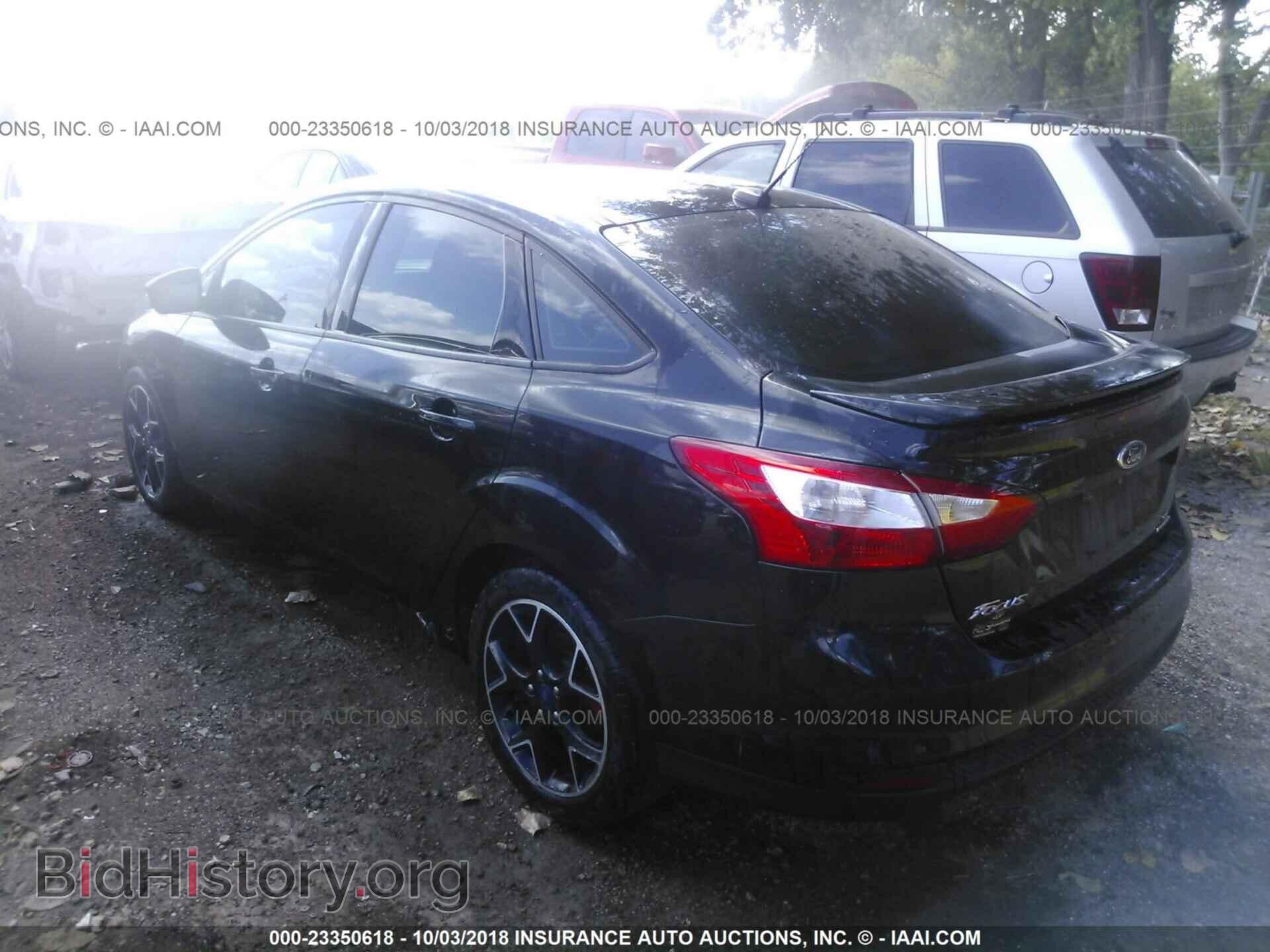2014 Ford Focus - VIN: 1FADP3F27EL439036 - Photo 3