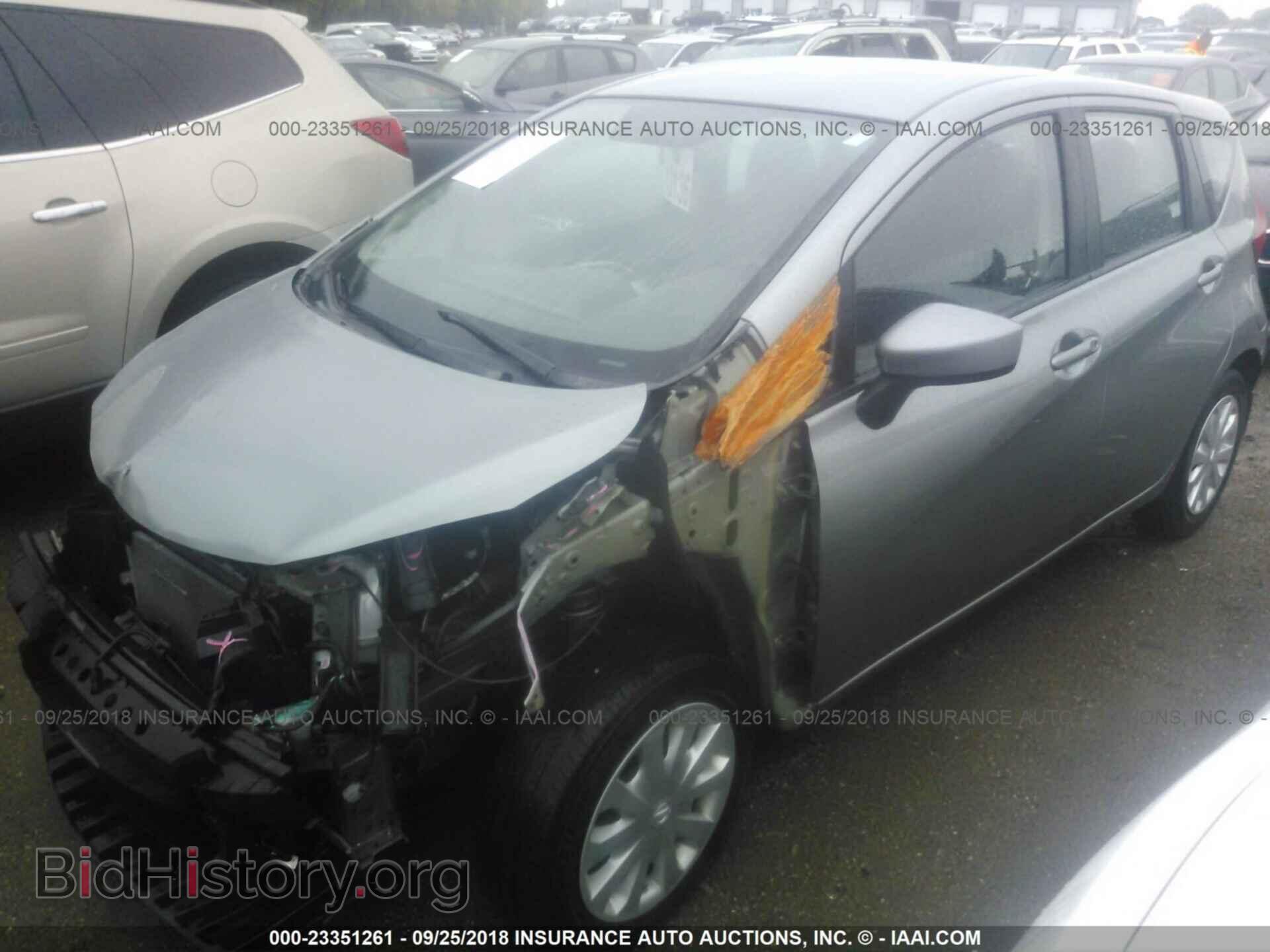 2015 Nissan Versa note - VIN: 3N1CE2CP3FL438206 - Photo 2
